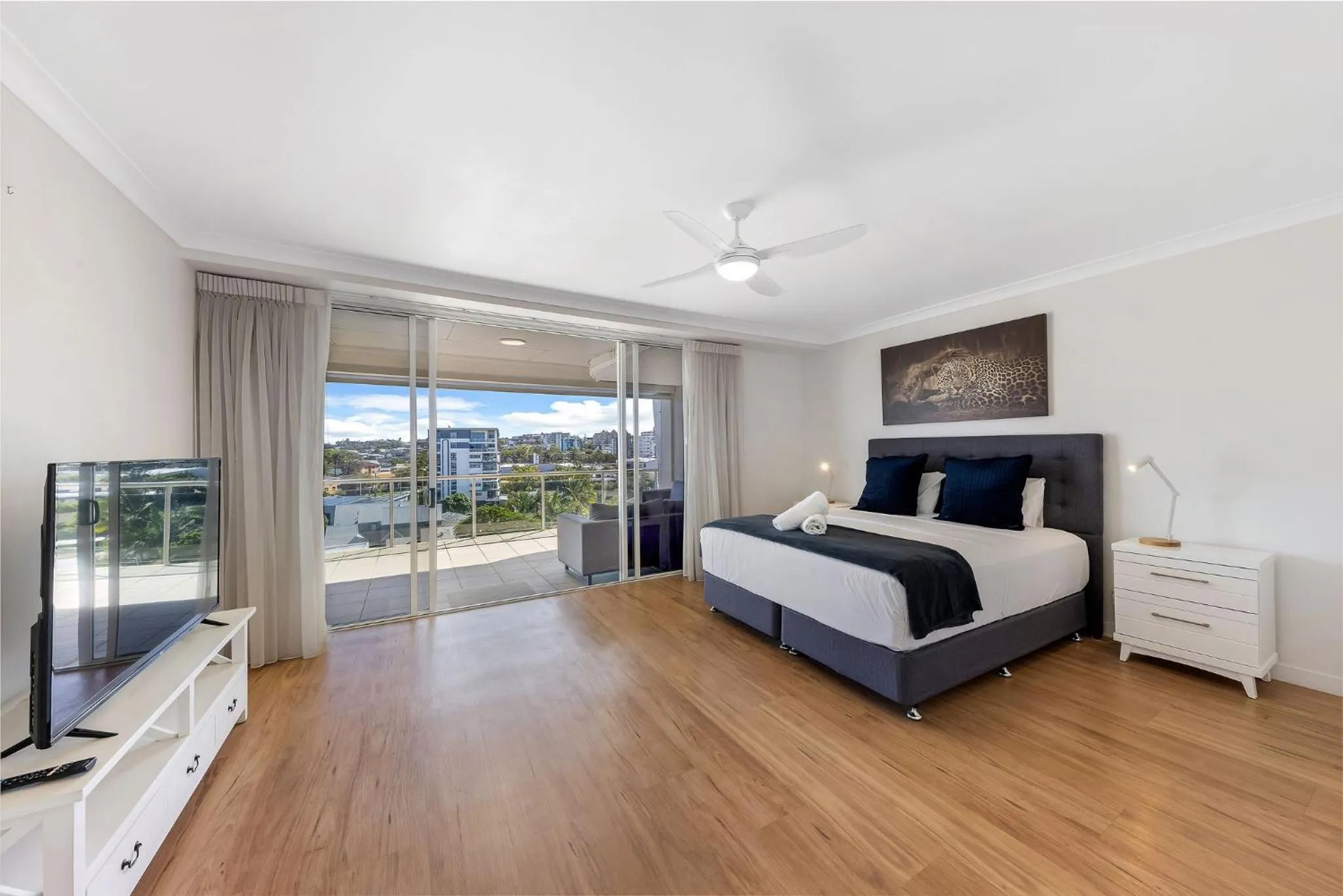 Bedroom, Bed in Pandanus Mooloolaba
