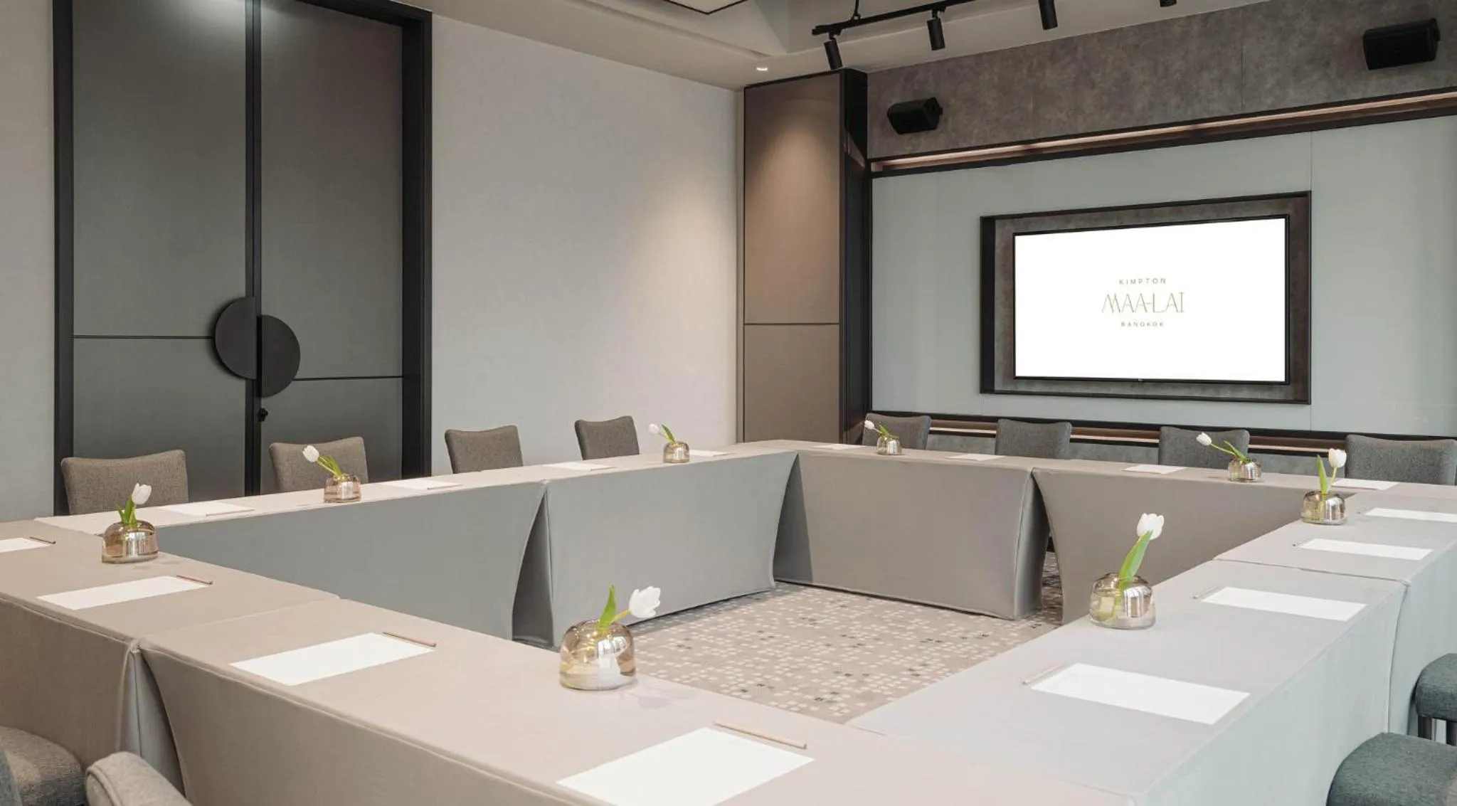 Meeting/conference room in Kimpton Maa-Lai Bangkok by IHG
