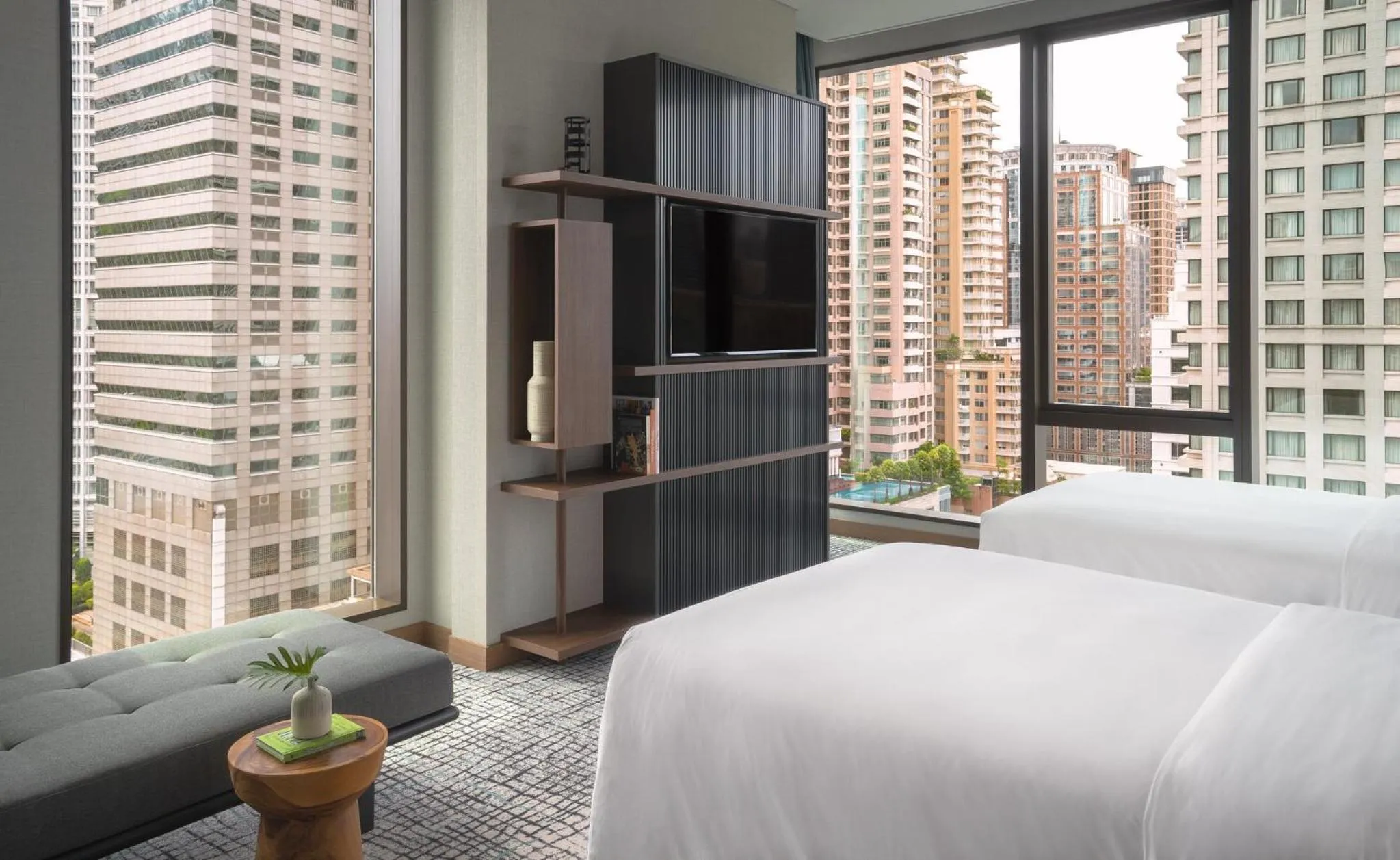 Photo of the whole room, Bed in Kimpton Maa-Lai Bangkok by IHG