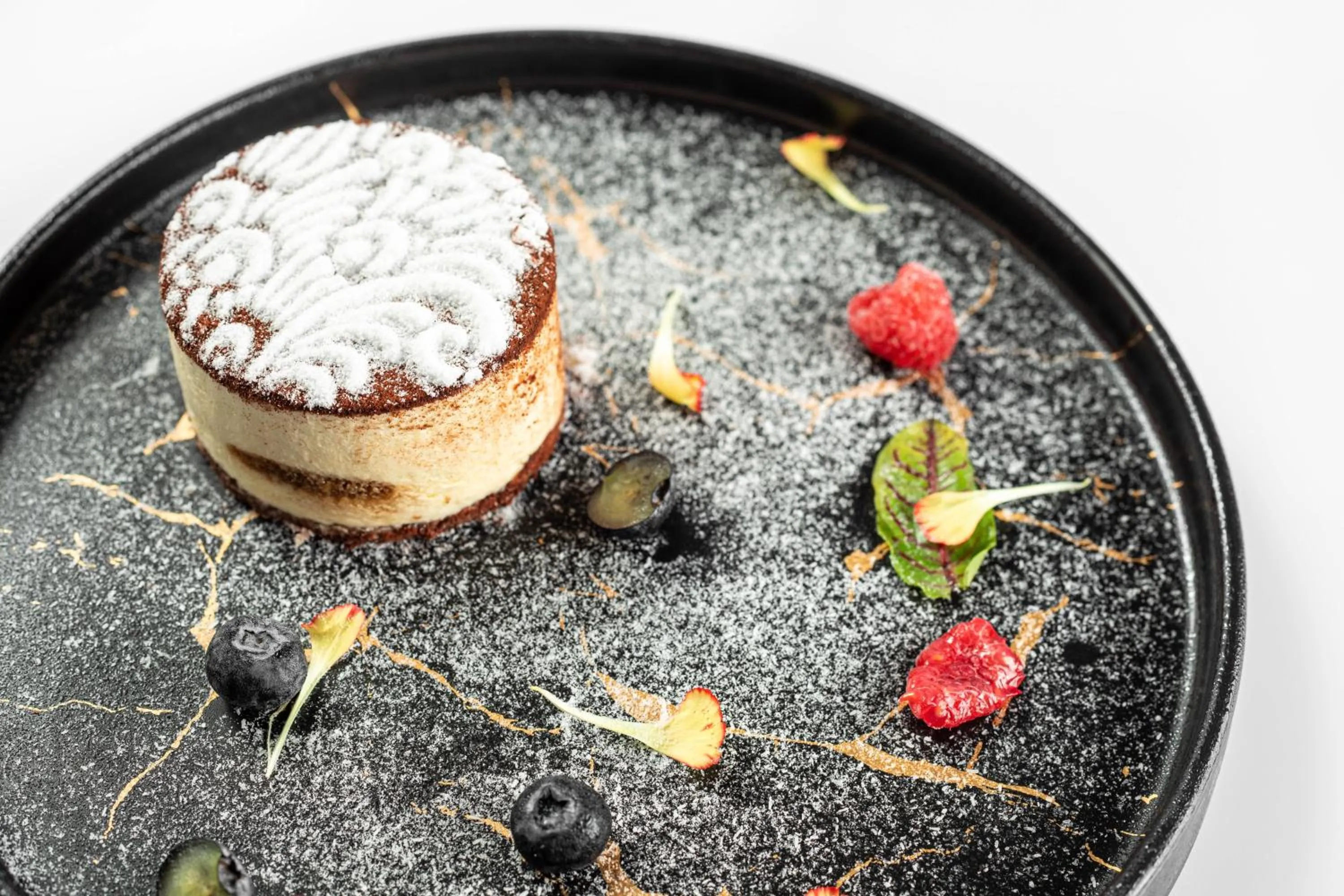 Lounge or bar, Food in Holiday Inn Hangzhou Binjiang