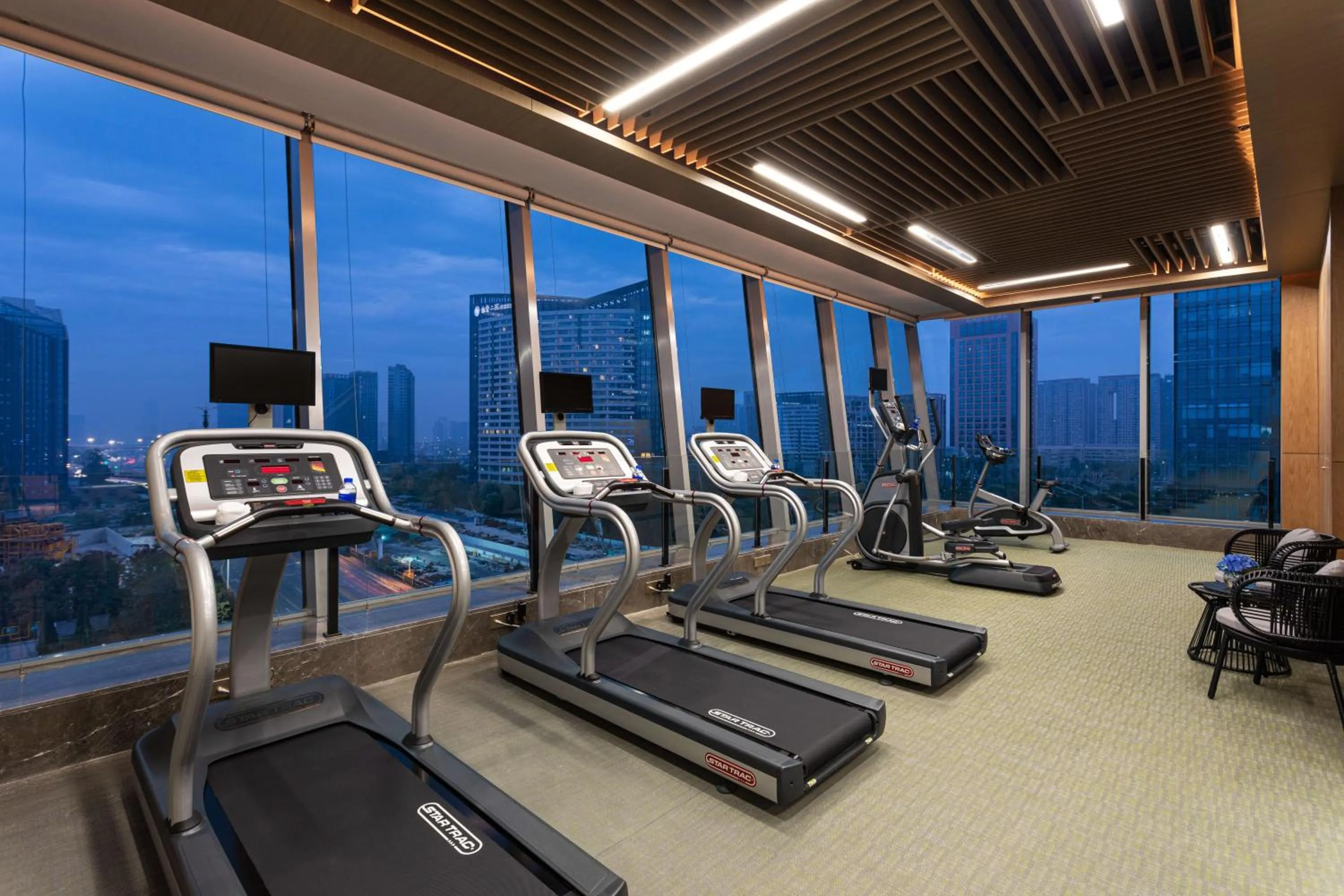 Spa and wellness centre/facilities, Fitness Center/Facilities in Holiday Inn Hangzhou Binjiang