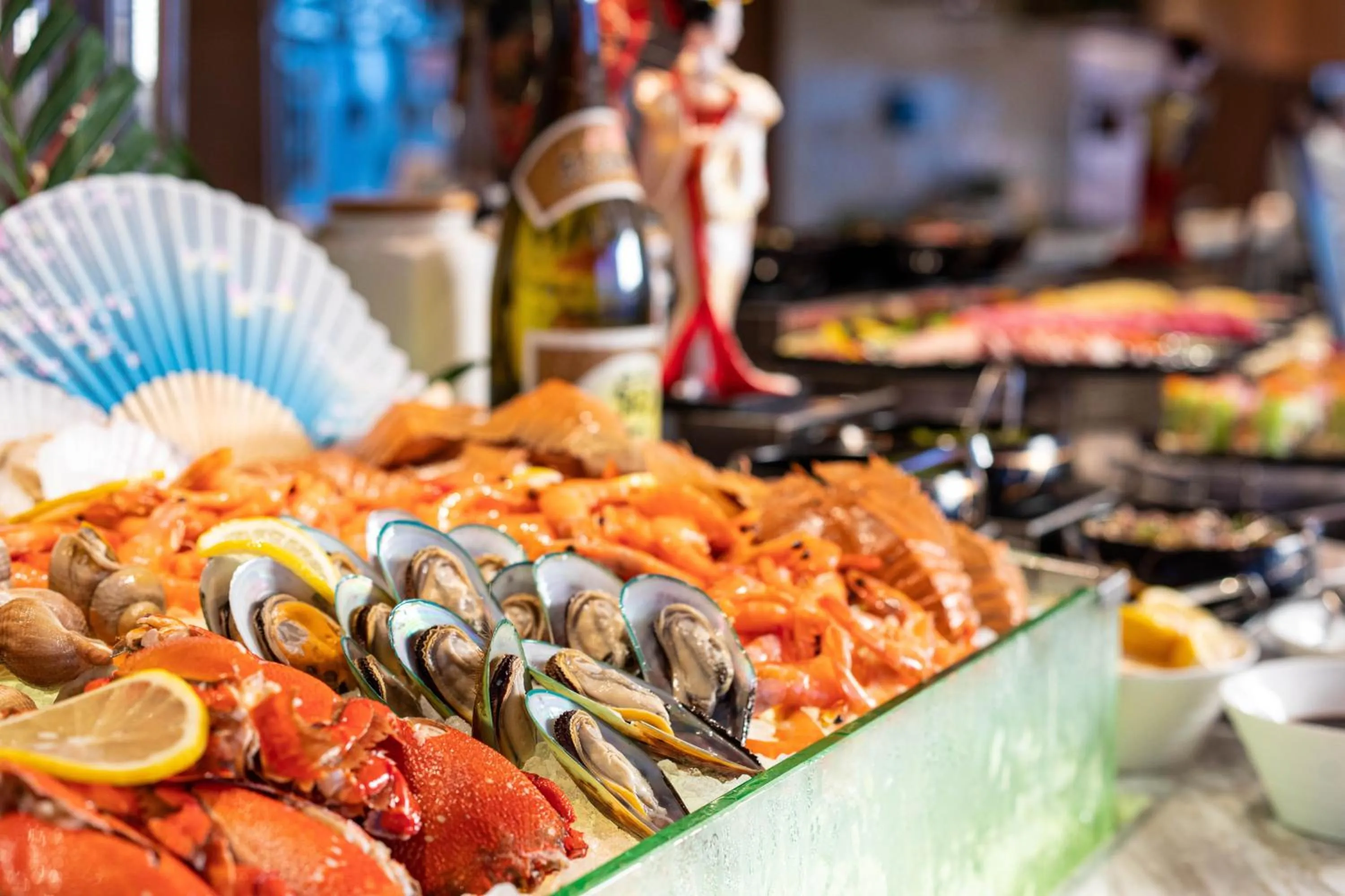 Restaurant/places to eat, Food in Holiday Inn Hangzhou Binjiang