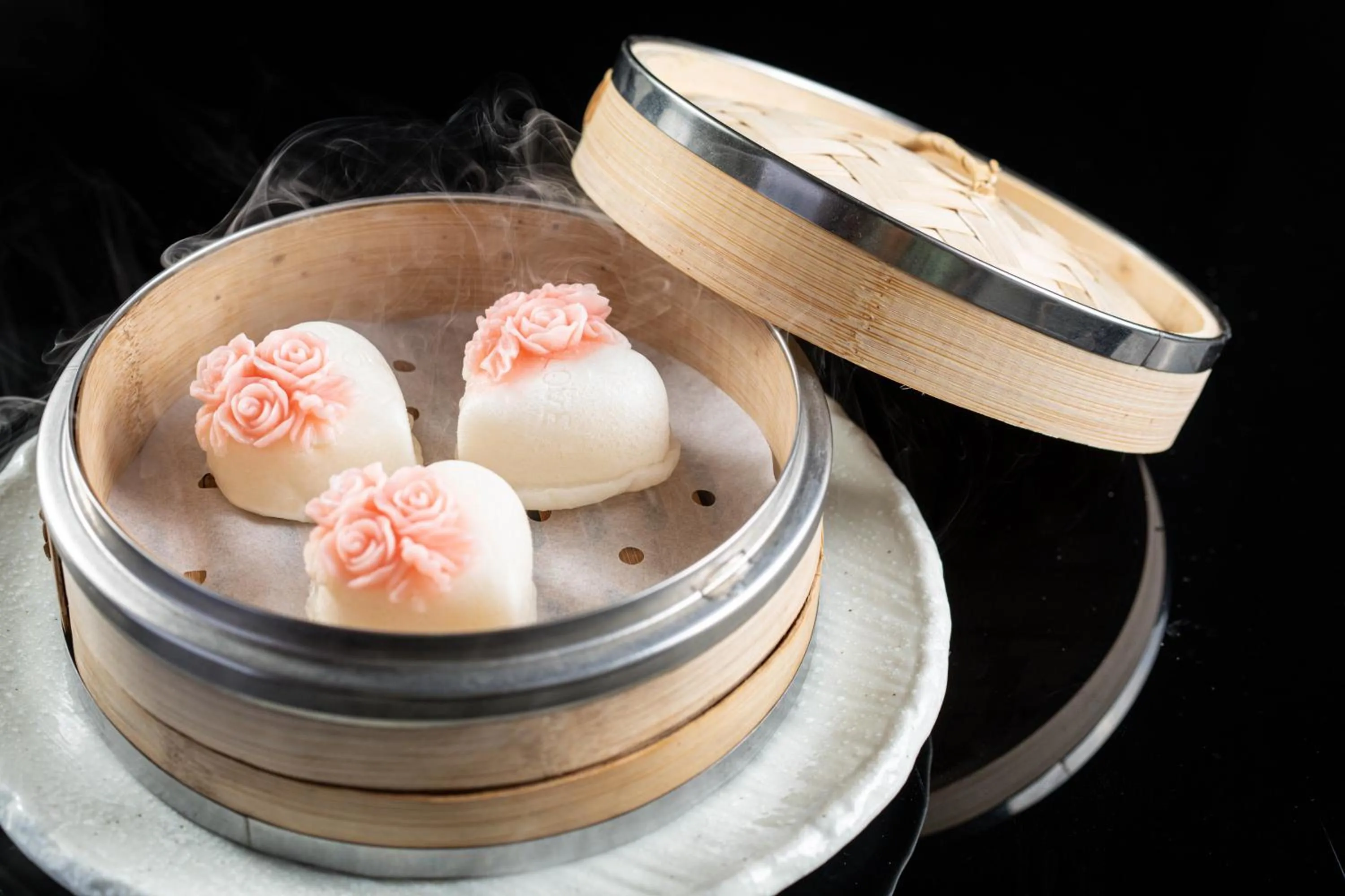 Restaurant/places to eat in Holiday Inn Hangzhou Binjiang