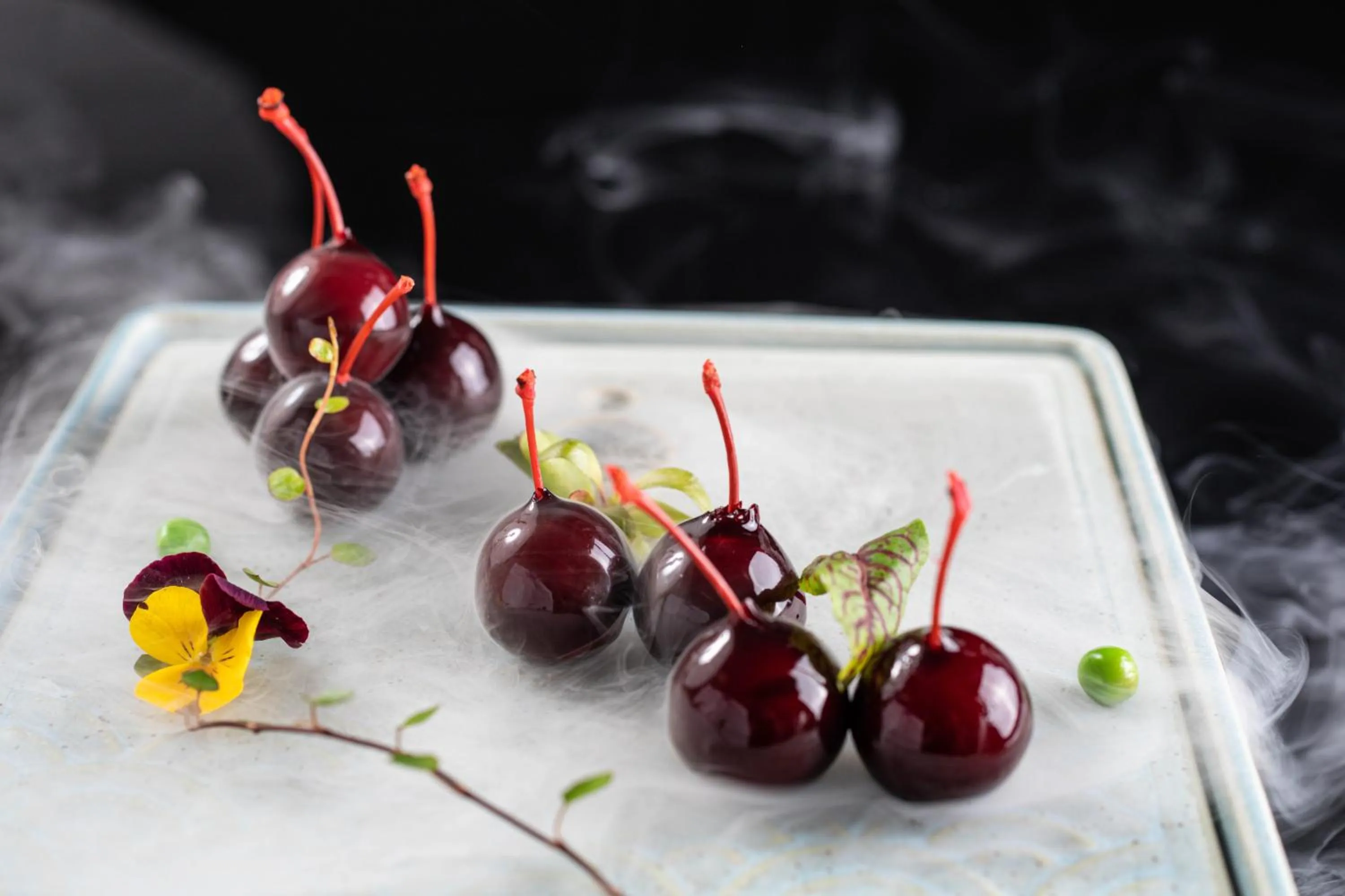 Restaurant/places to eat in Holiday Inn Hangzhou Binjiang