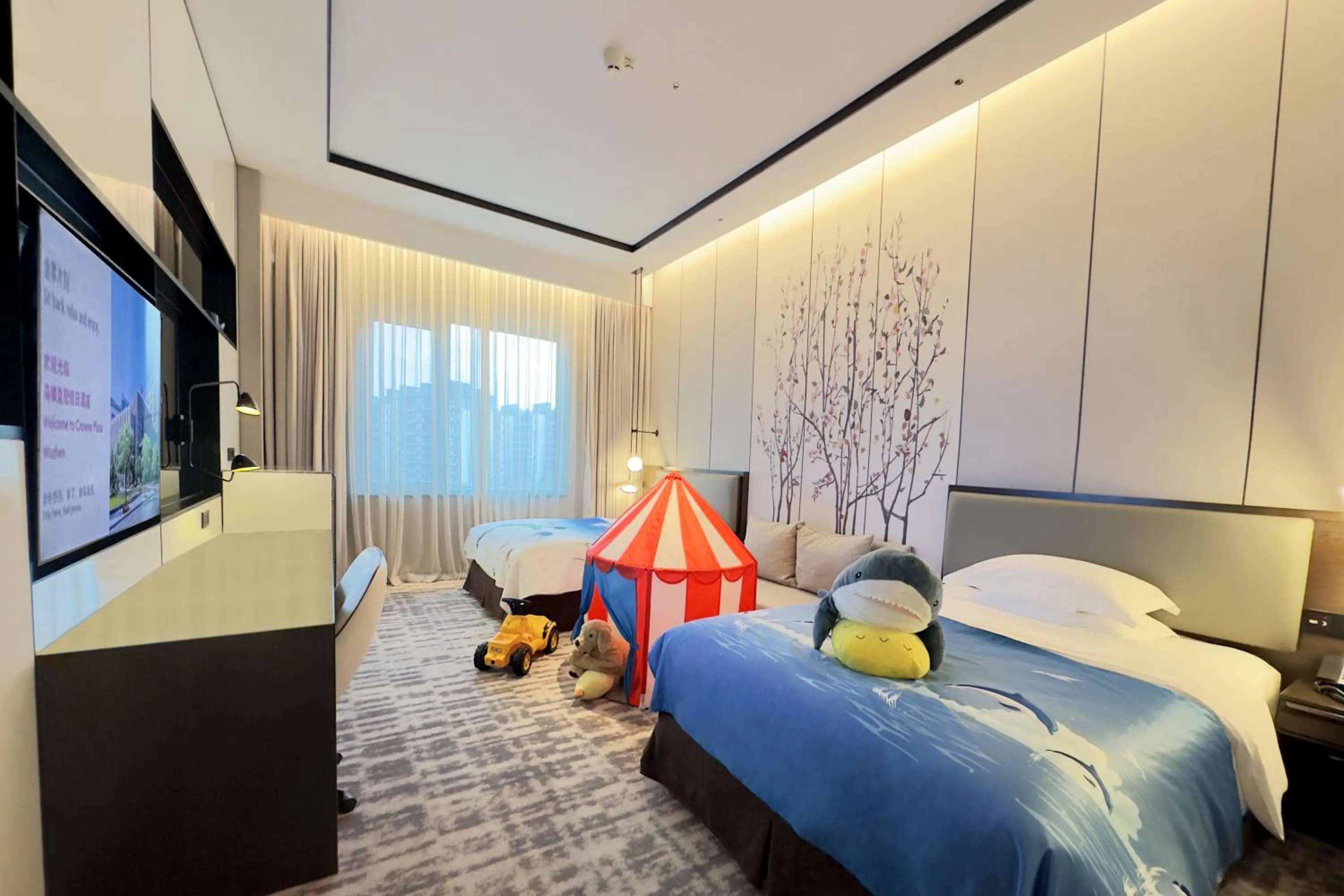 Bedroom, Bed in Crowne Plaza Wuzhen by IHG