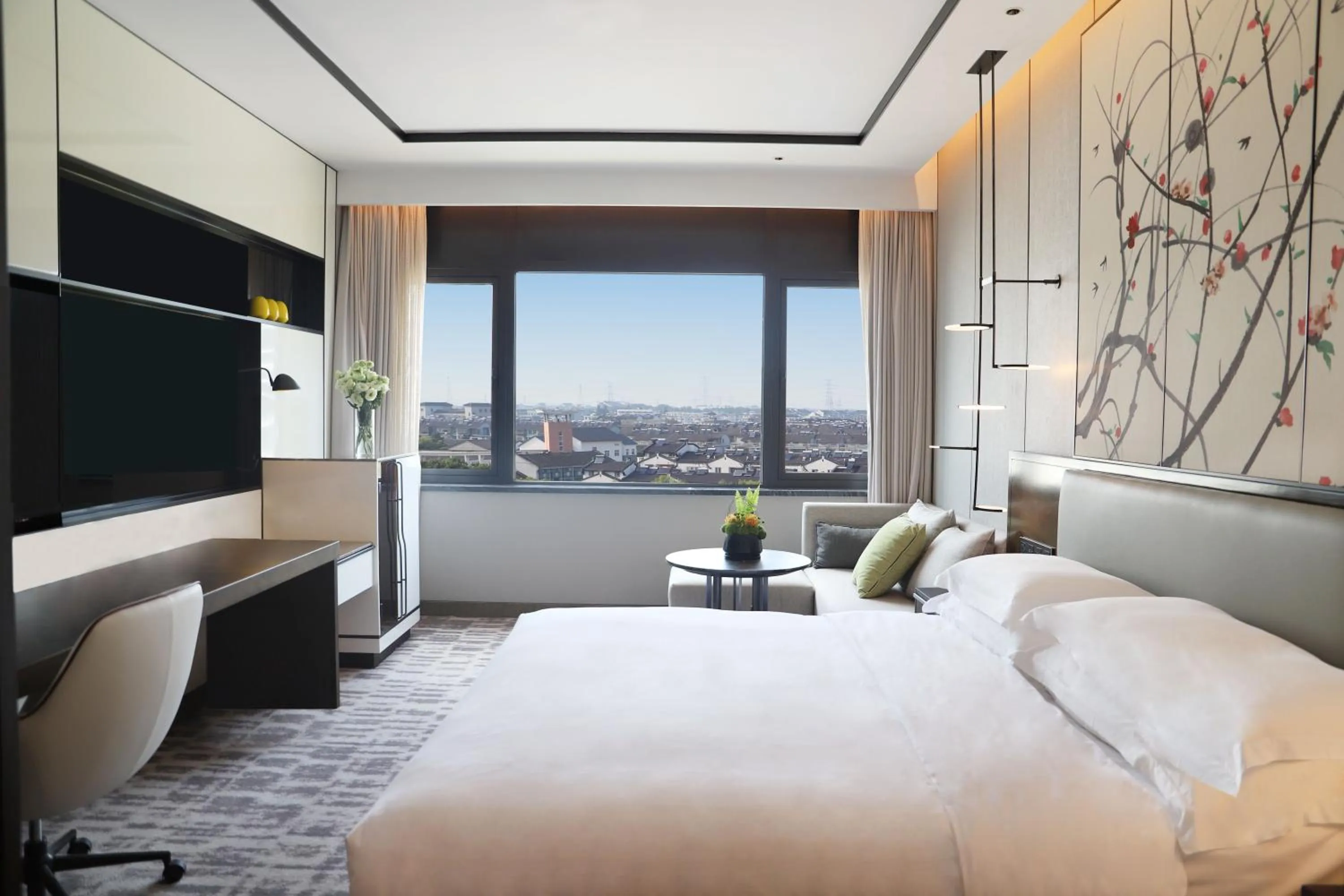 Bed in Crowne Plaza Wuzhen by IHG