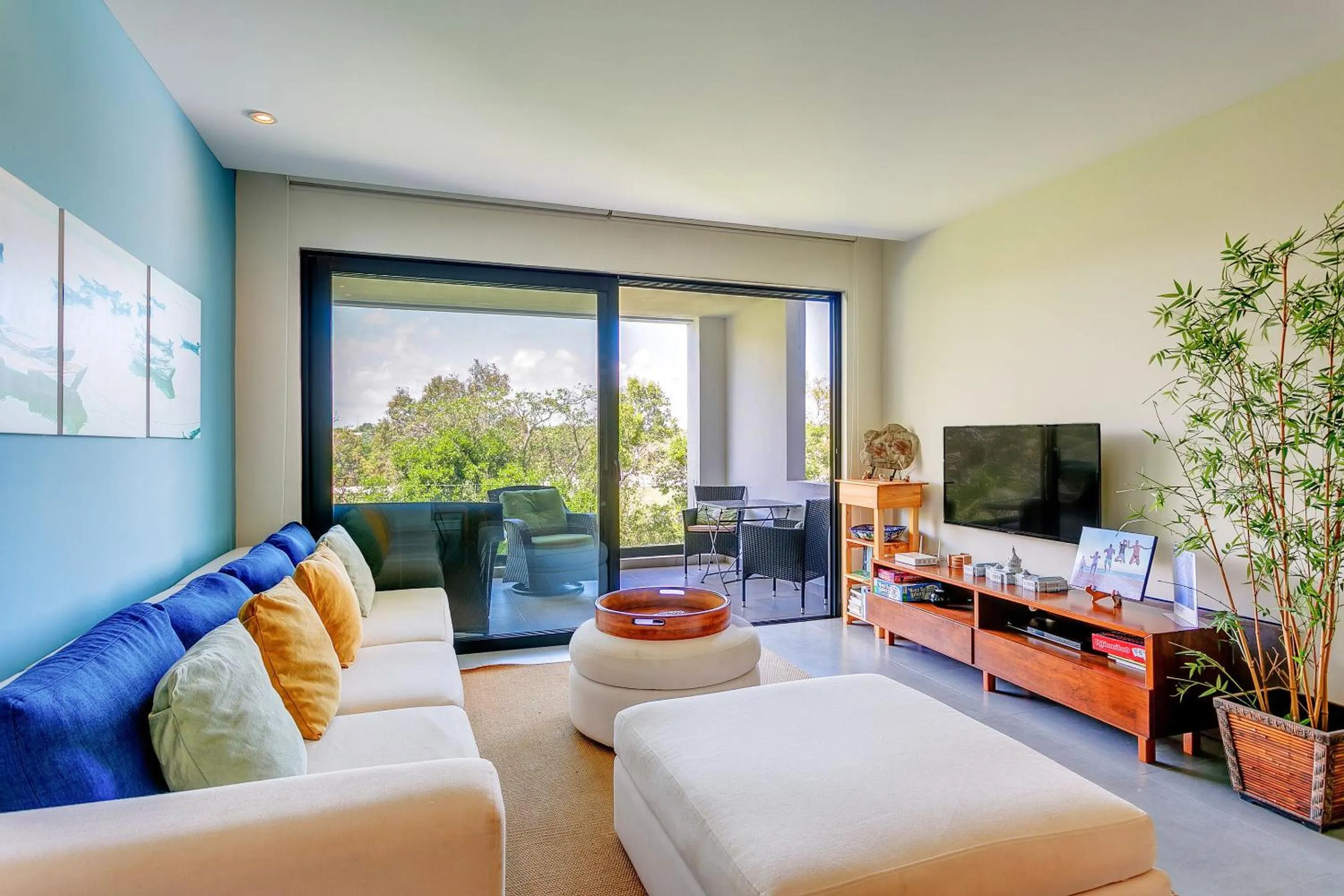 Living room in Golfers' Paradise at Nick Price Residences!