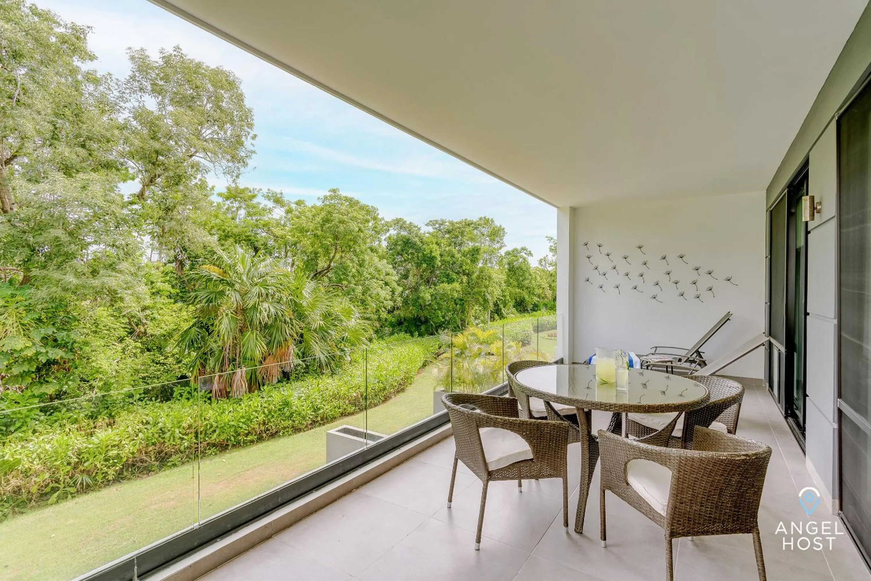 Balcony/Terrace in Golfers' Paradise at Nick Price Residences!