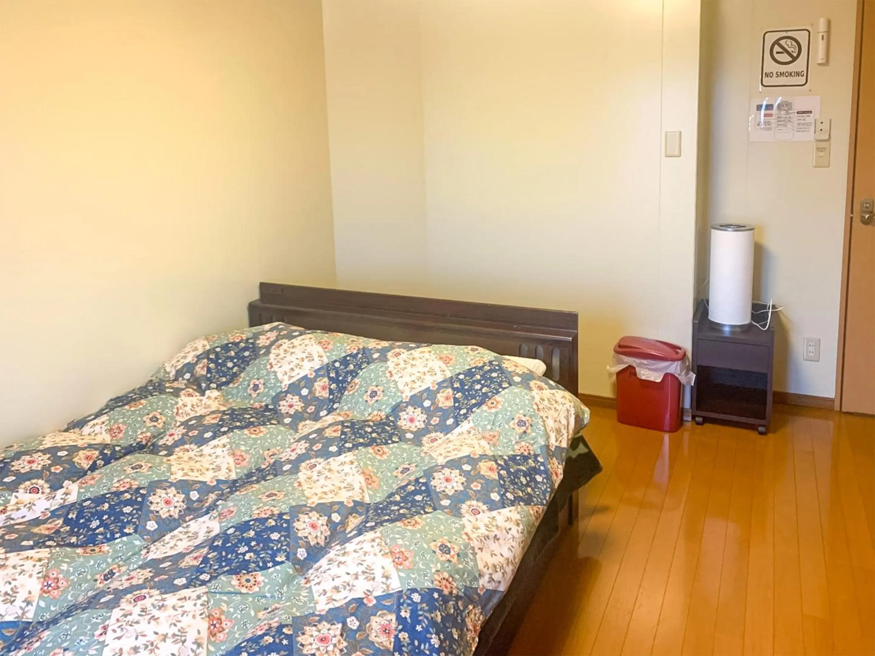 Bedroom, Bed in Kamikatsura House