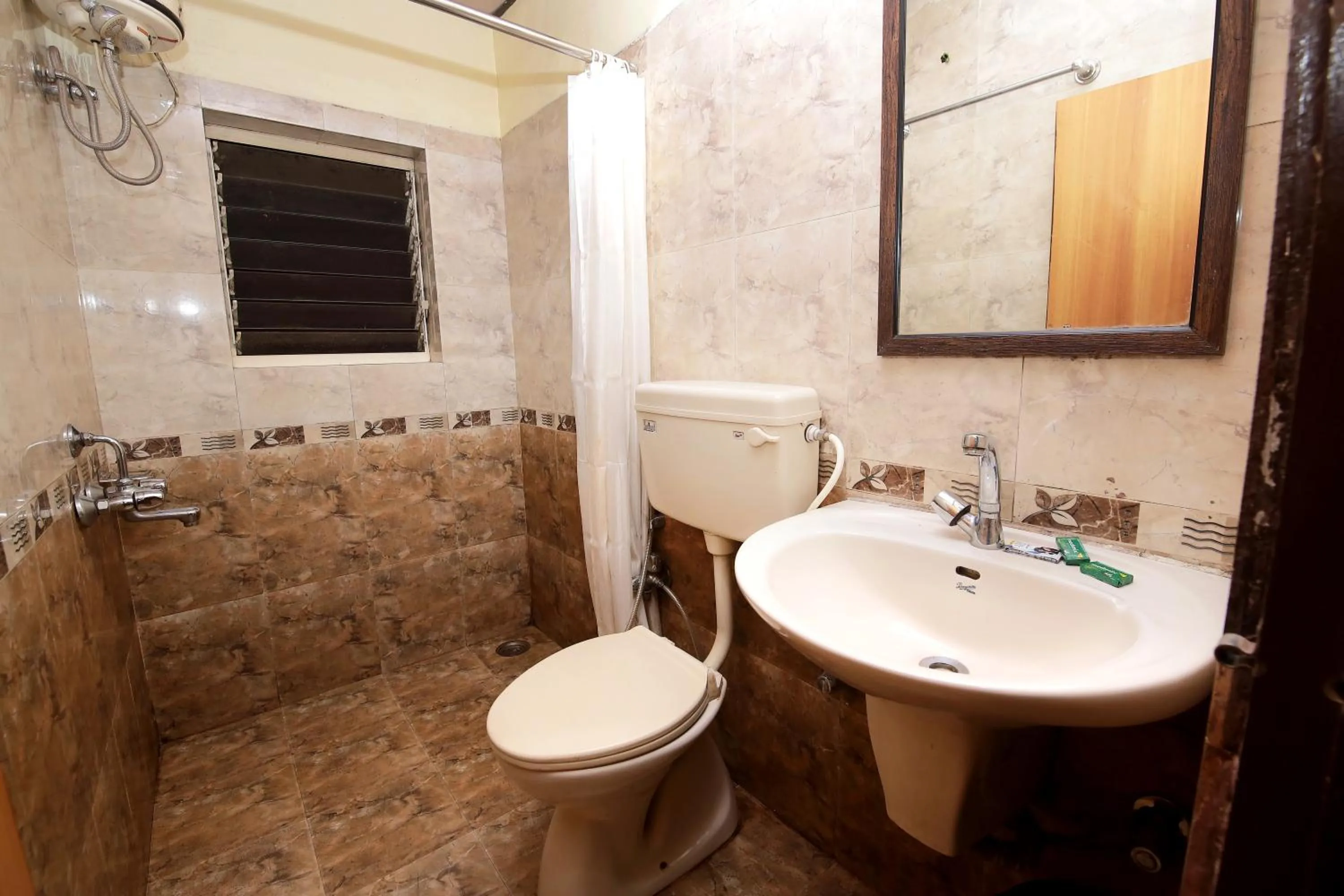 Bathroom in Westend Hotel