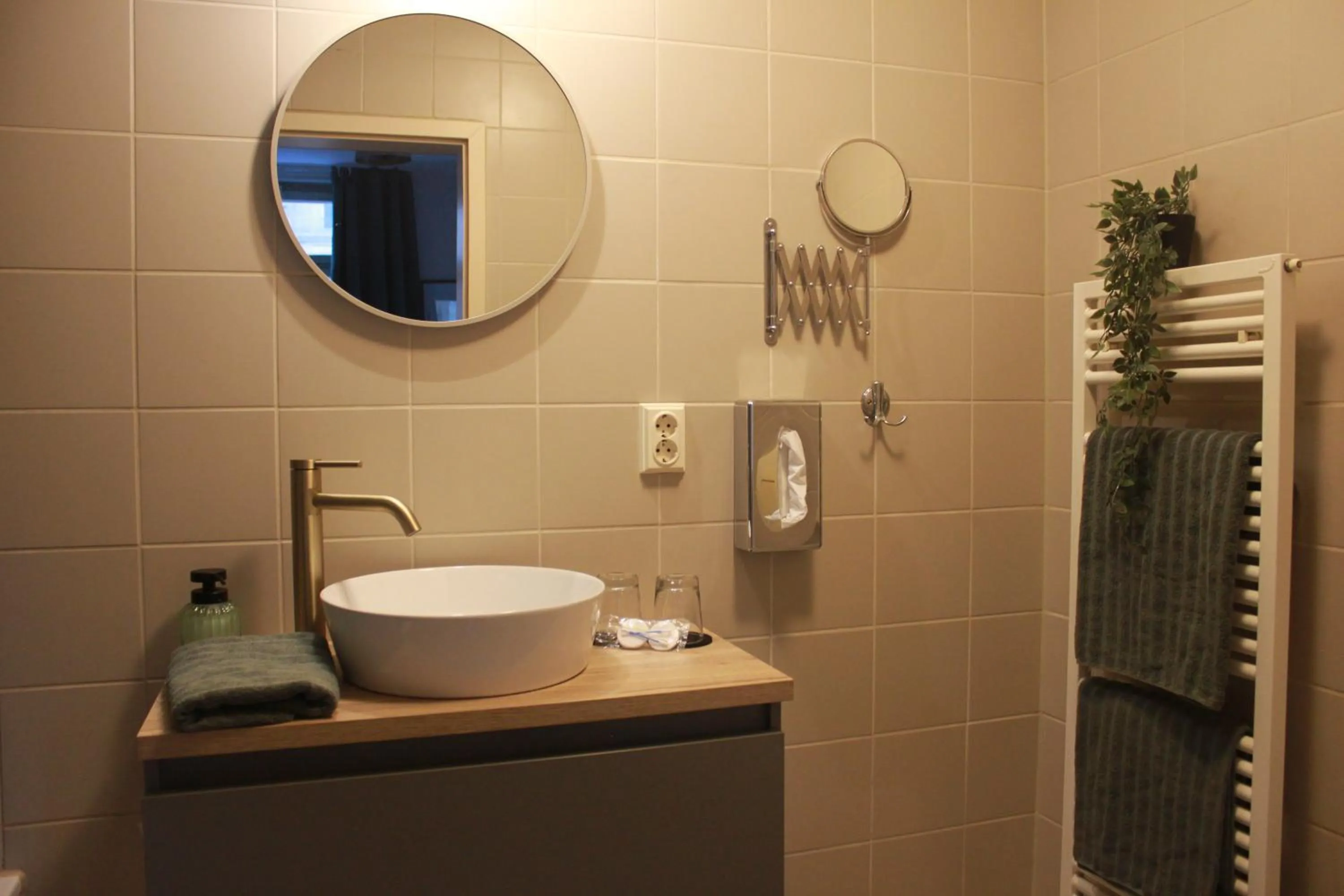 Bathroom in HOTEL ALTES THEATER Heilbronn