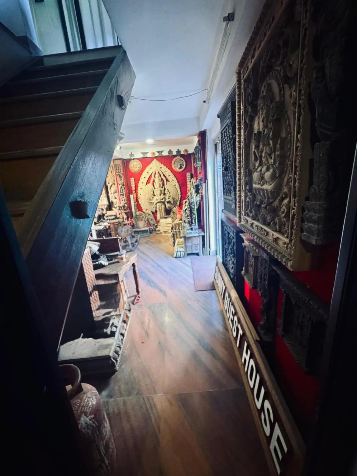 Lobby or reception in Sunny Guest House and Cafe