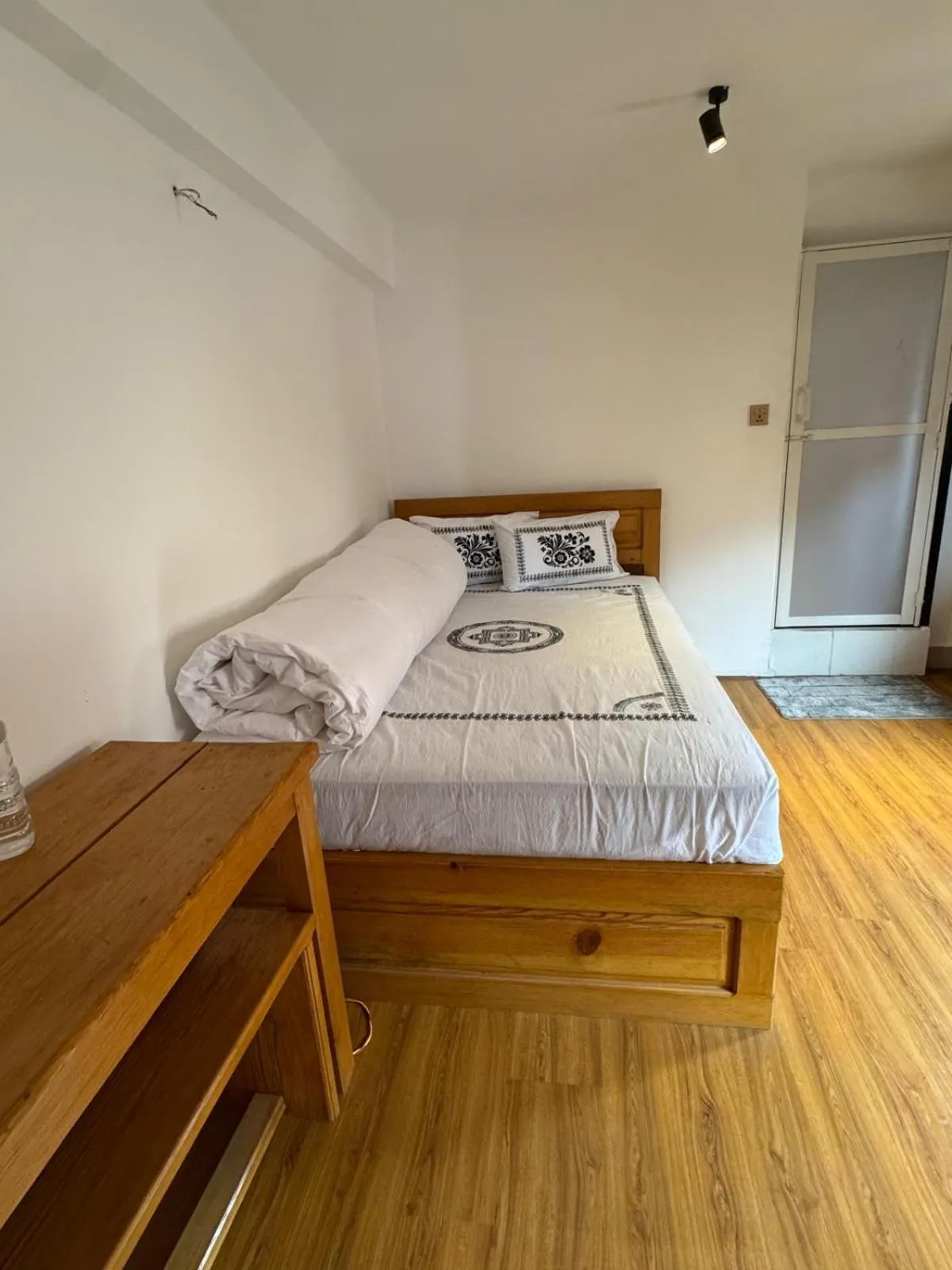 Bed in Sunny Guest House and Cafe