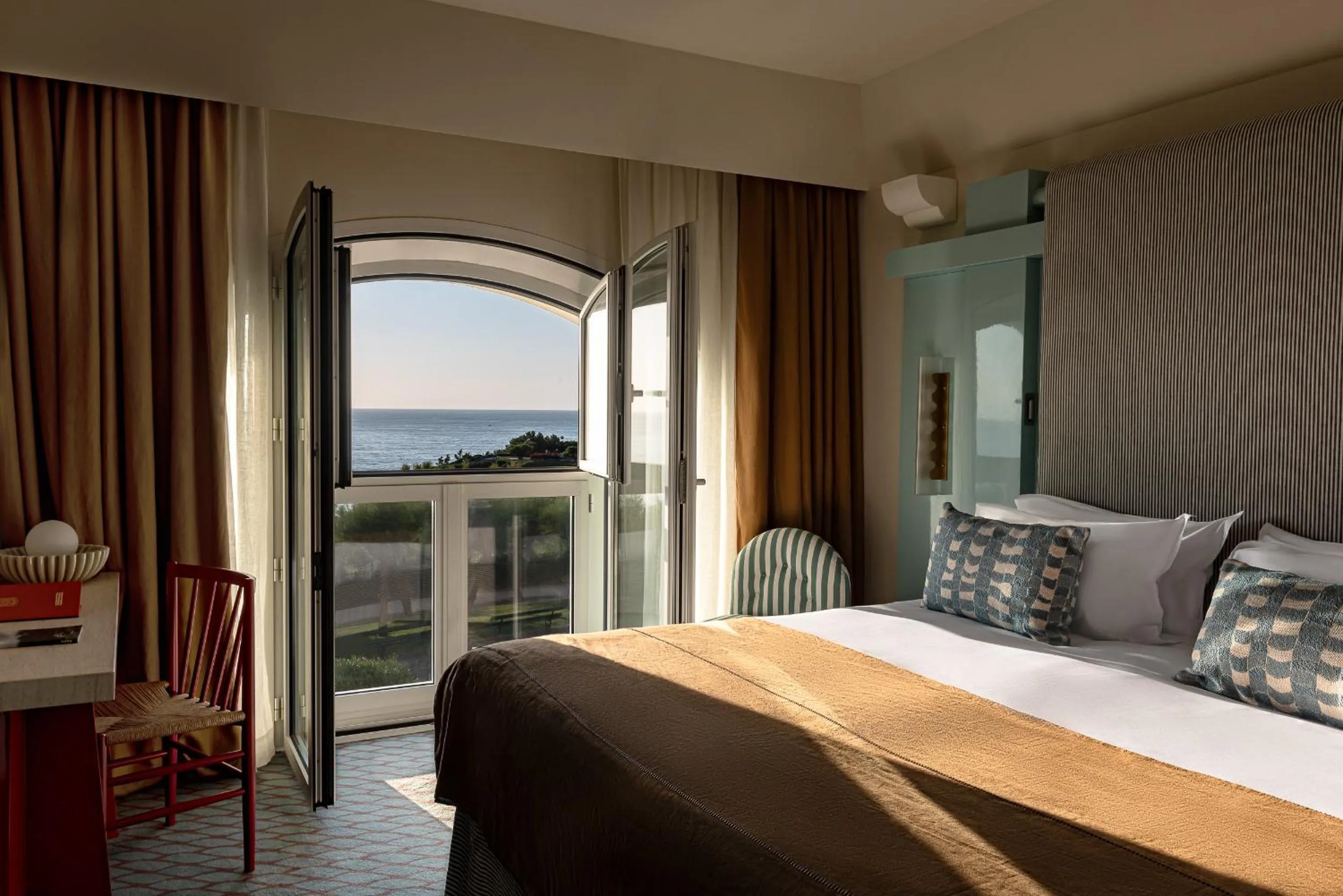 Bed in Le Regina Biarritz Hotel & Spa MGallery Hotel Collection