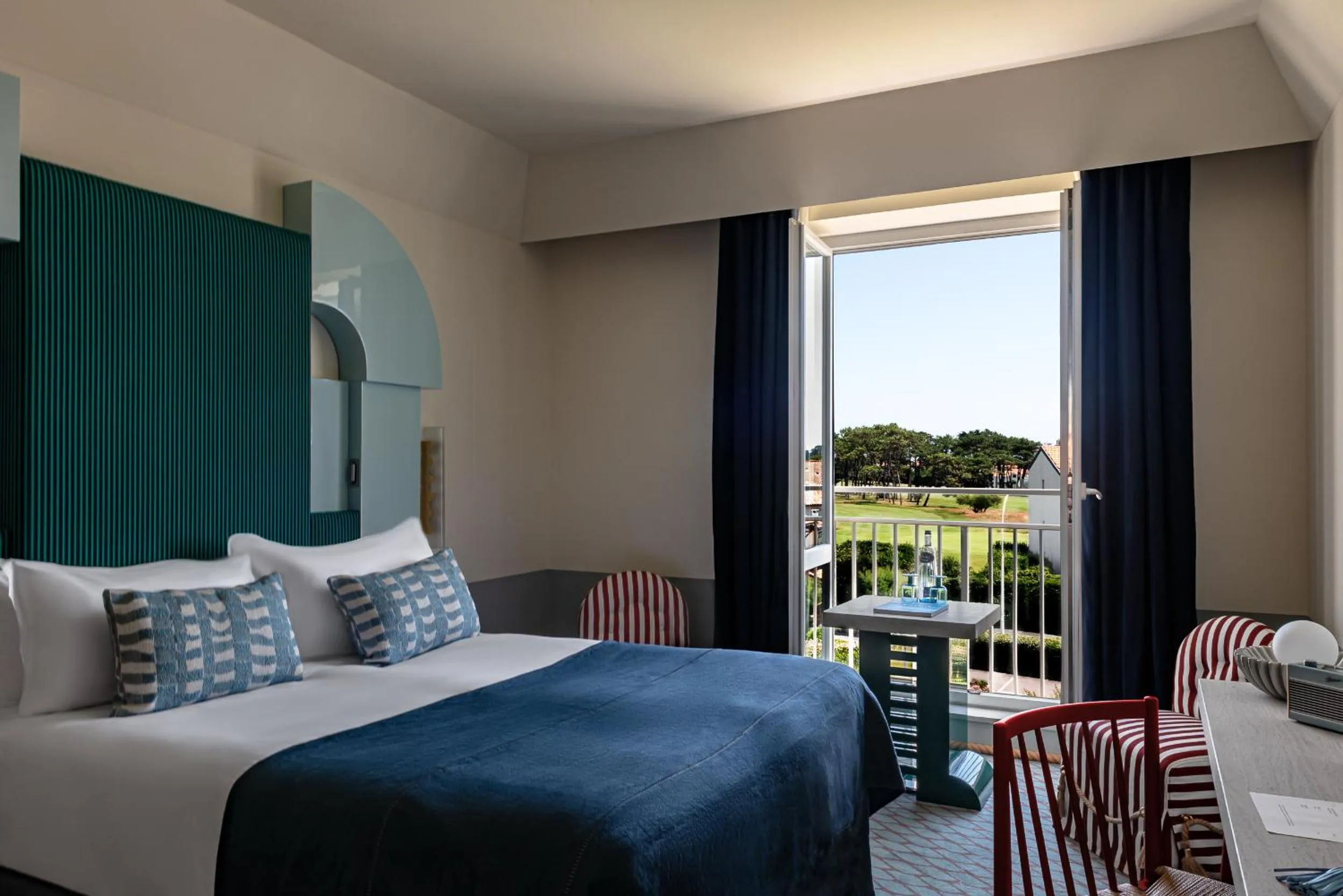 Bed in Le Regina Biarritz Hotel & Spa MGallery Hotel Collection