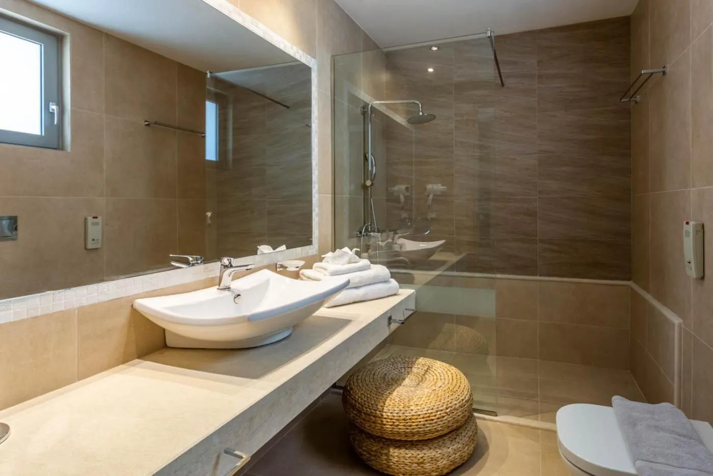 Bathroom in Elysian Luxury Hotel and Spa