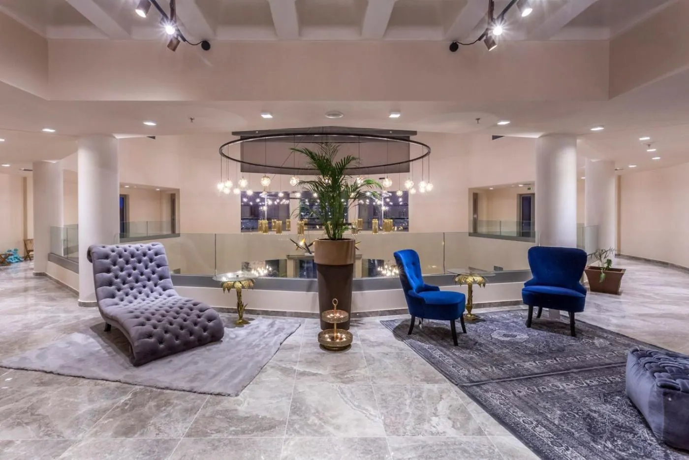 Living room in Elysian Luxury Hotel and Spa