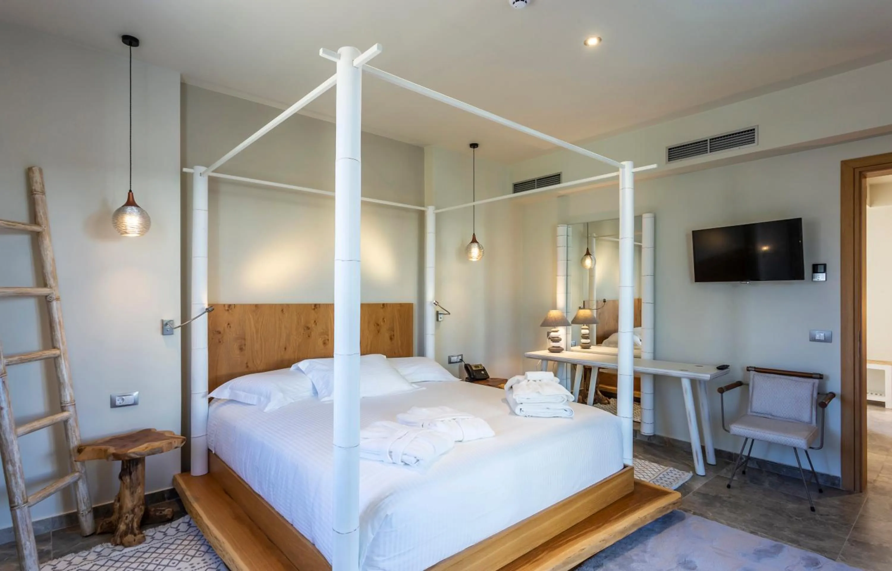 Elysian Luxury Hotel and Spa