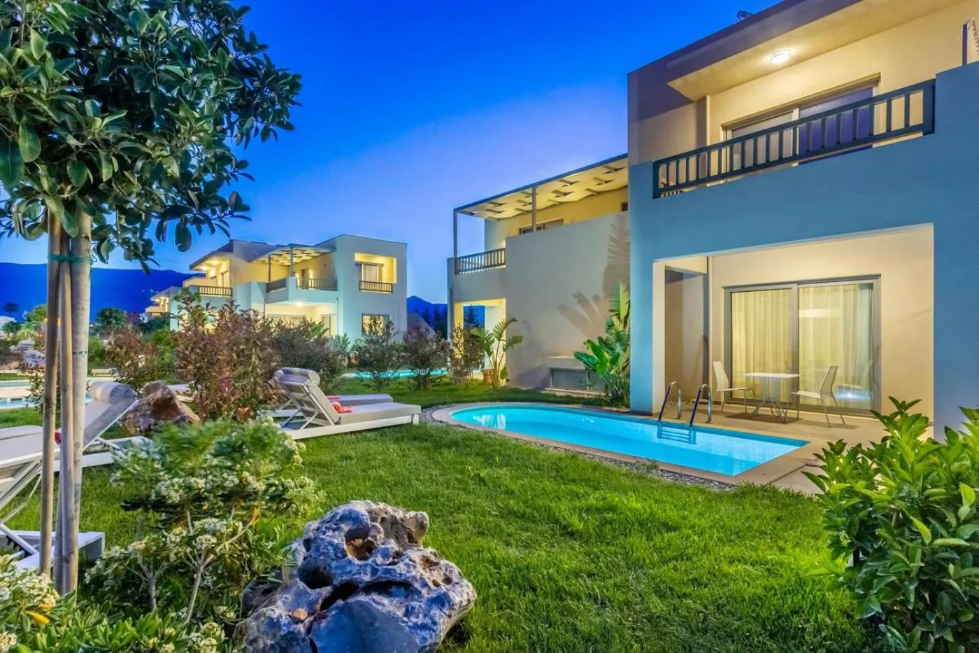 Swimming pool in Elysian Luxury Hotel and Spa