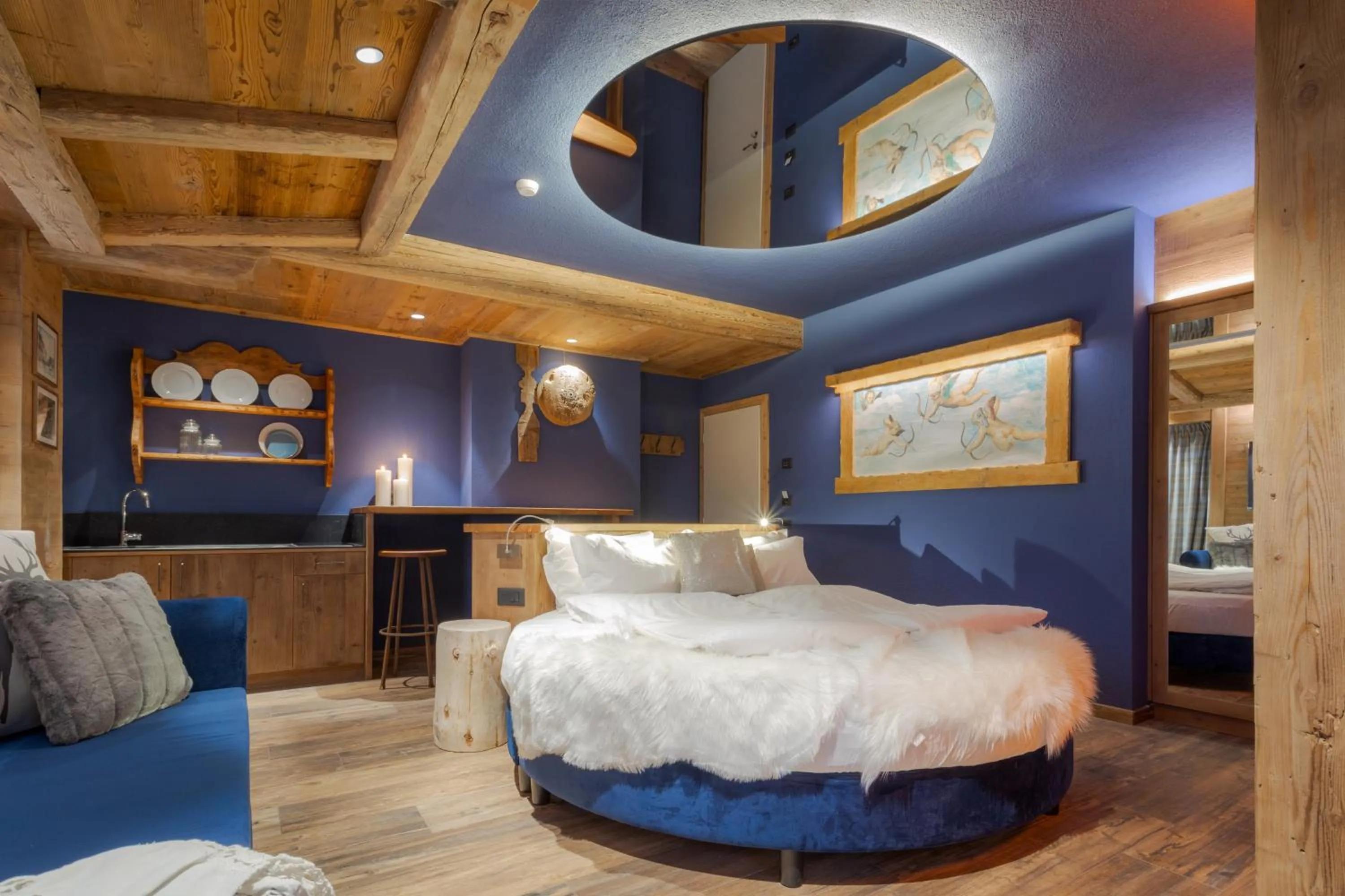 Bed in John Luxury Suites