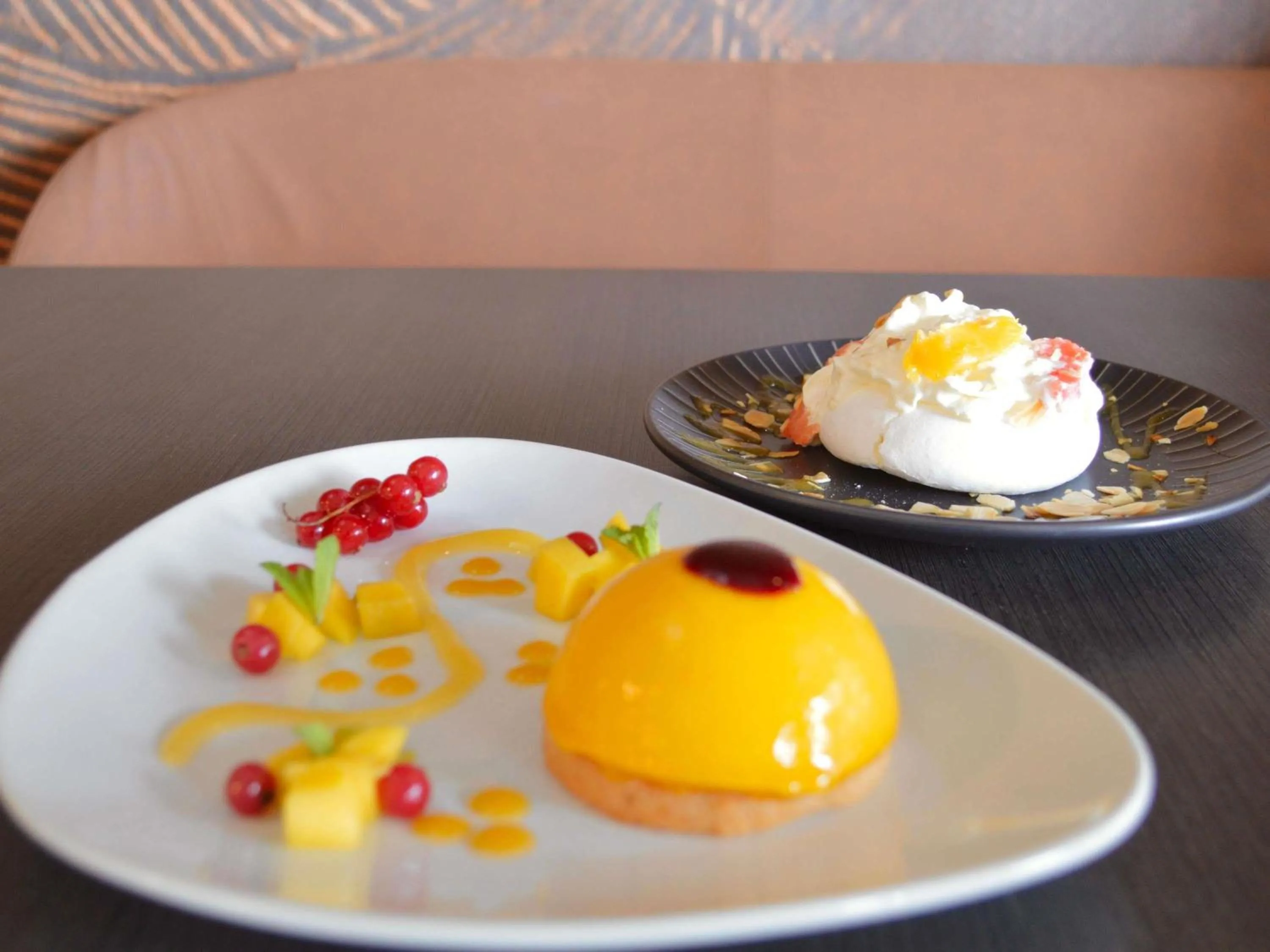 Restaurant/places to eat in Mercure Auxerre Autoroute du Soleil