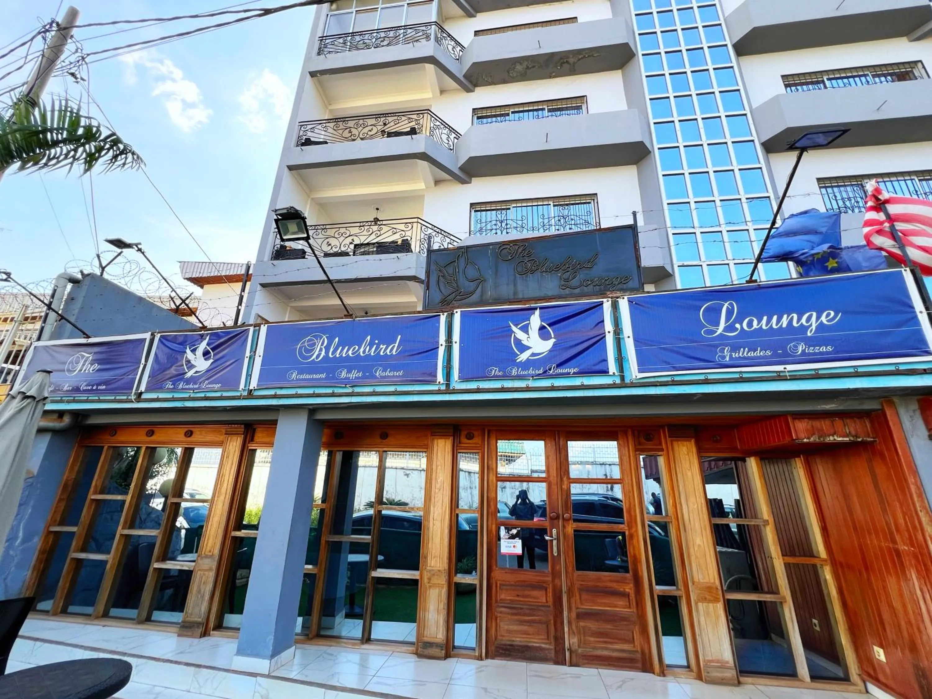 Restaurant/places to eat in Résidences hôtelières Micheline et Emile BASTOS