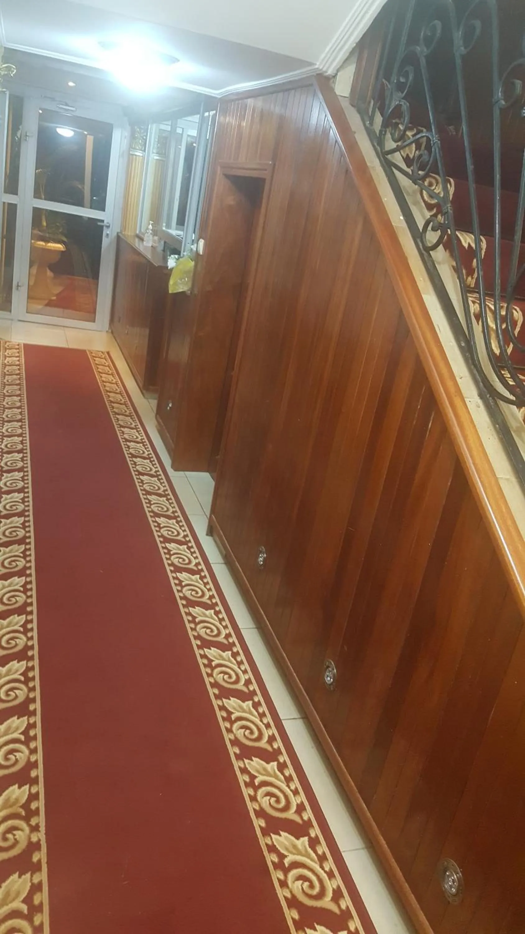 Facade/entrance in Résidences hôtelières Micheline et Emile BASTOS