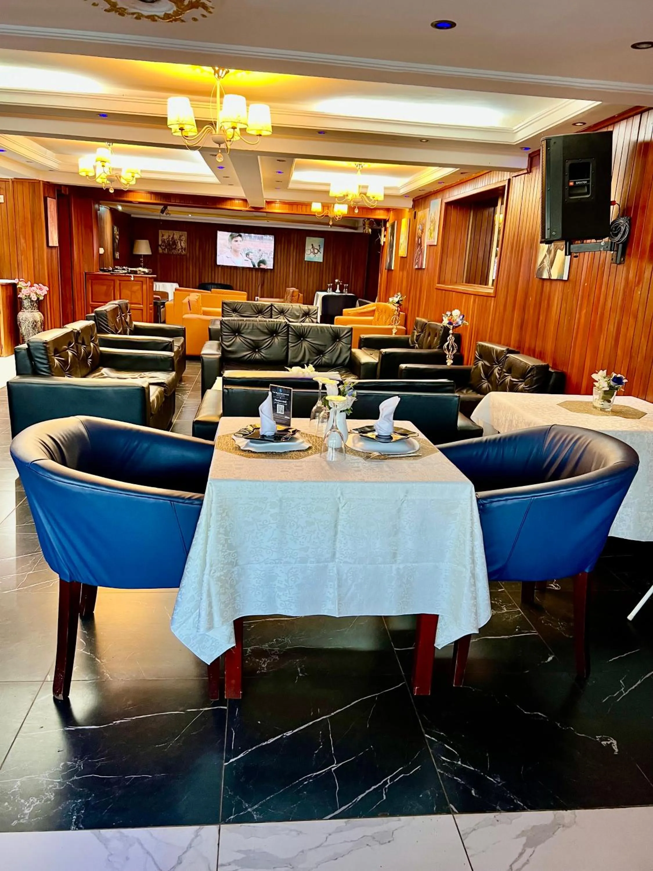 Restaurant/places to eat in Résidences hôtelières Micheline et Emile BASTOS