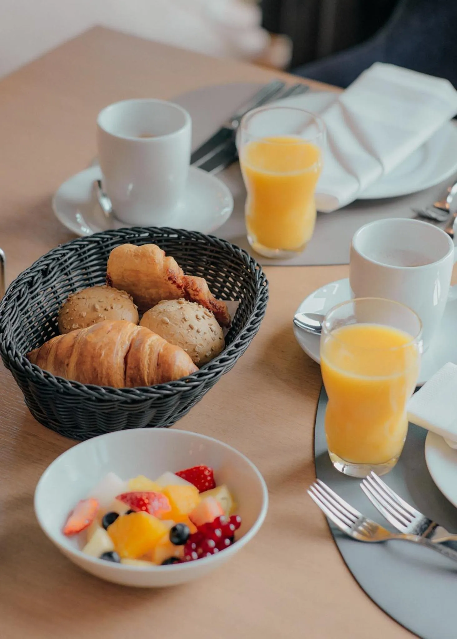 Food and drinks in Aparthotel Treudelberg Hamburg