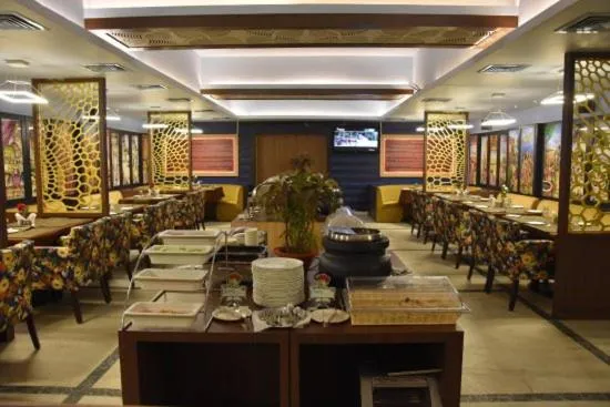 Breakfast in Hotel Pushpak