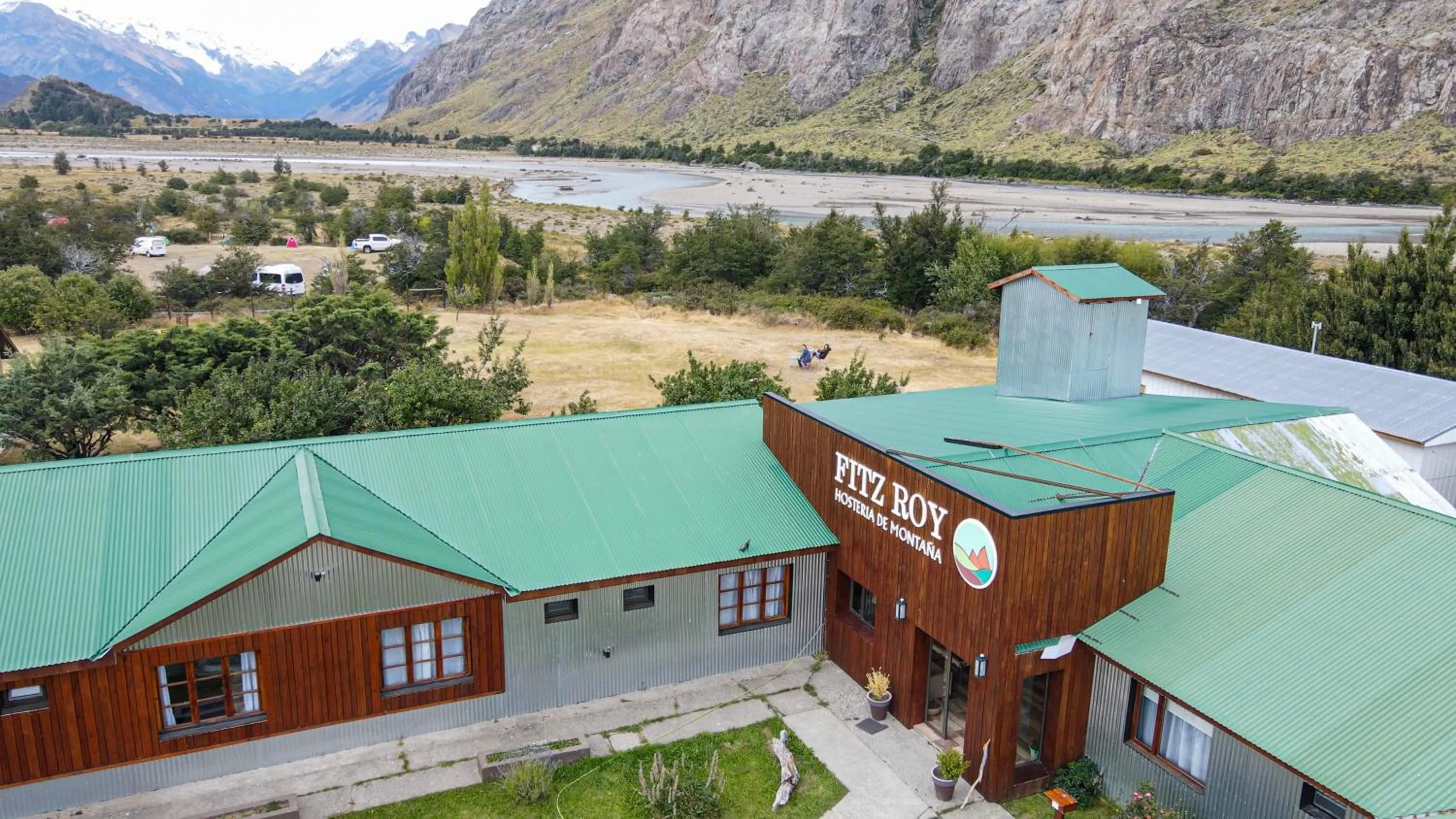 Property building in Fitz Roy Hostería de Montaña - El Chaltén