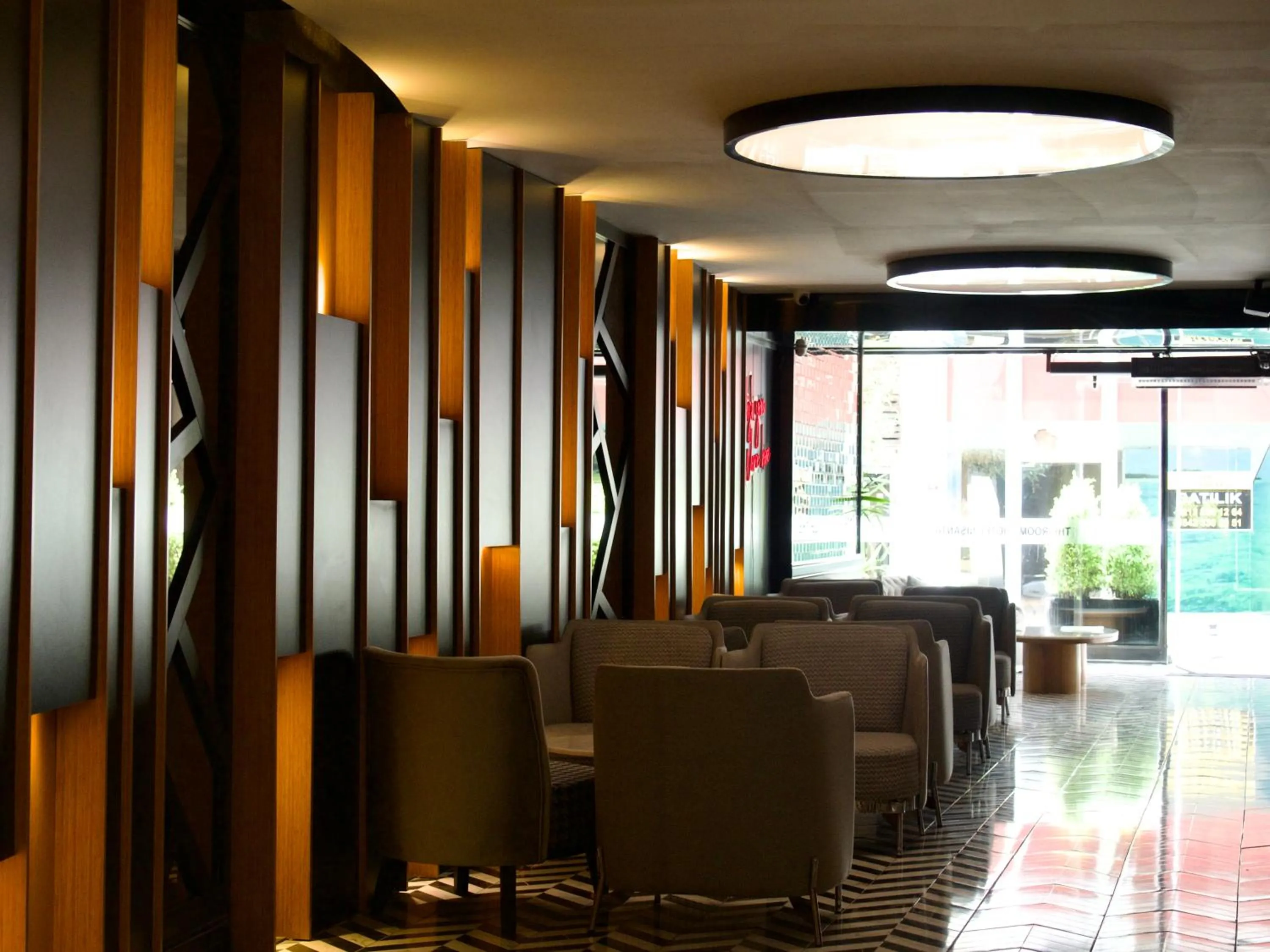 Lobby or reception in The Roomy Hotel Nişantaşı