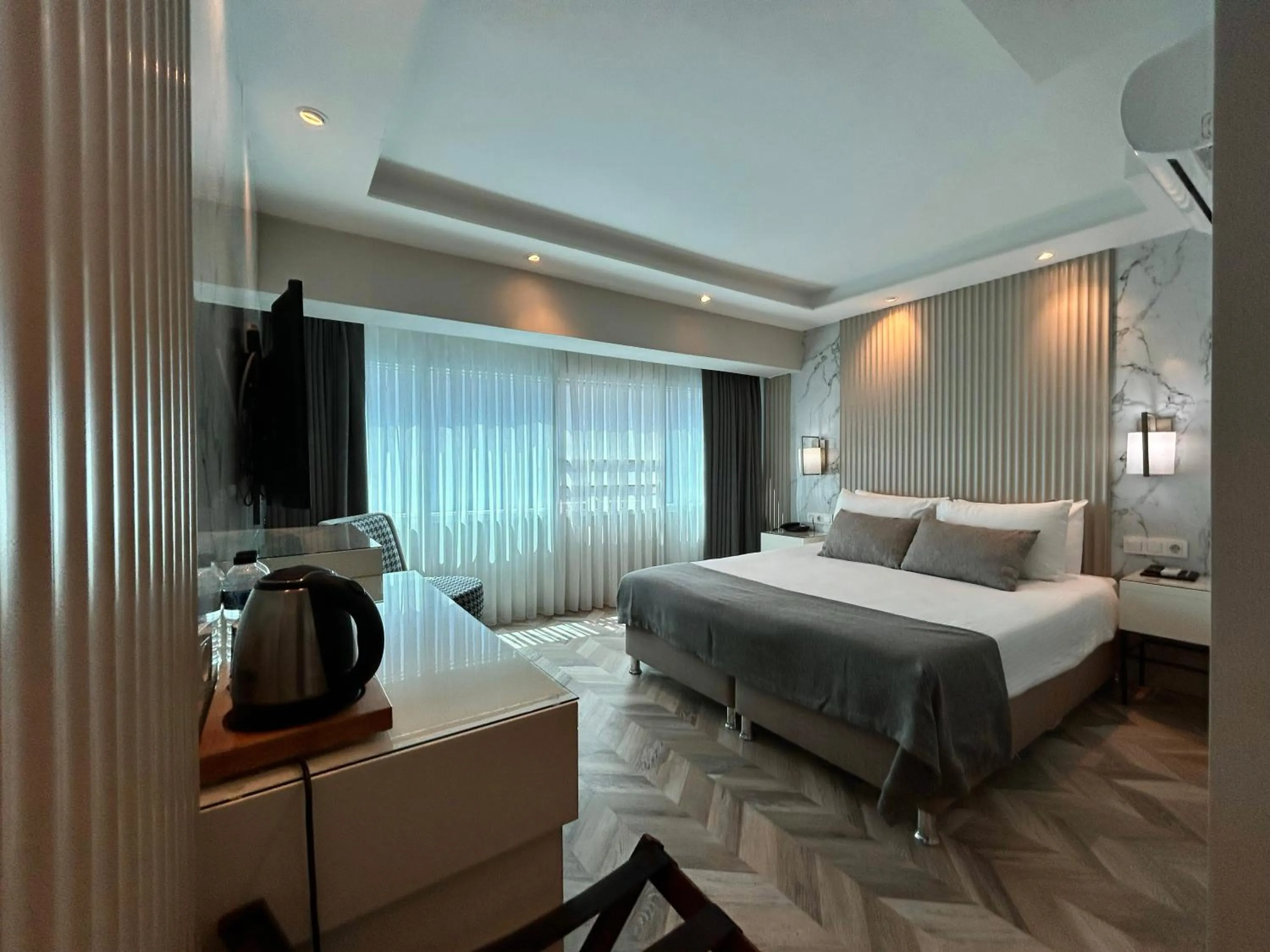 Bed in The Roomy Hotel Nişantaşı