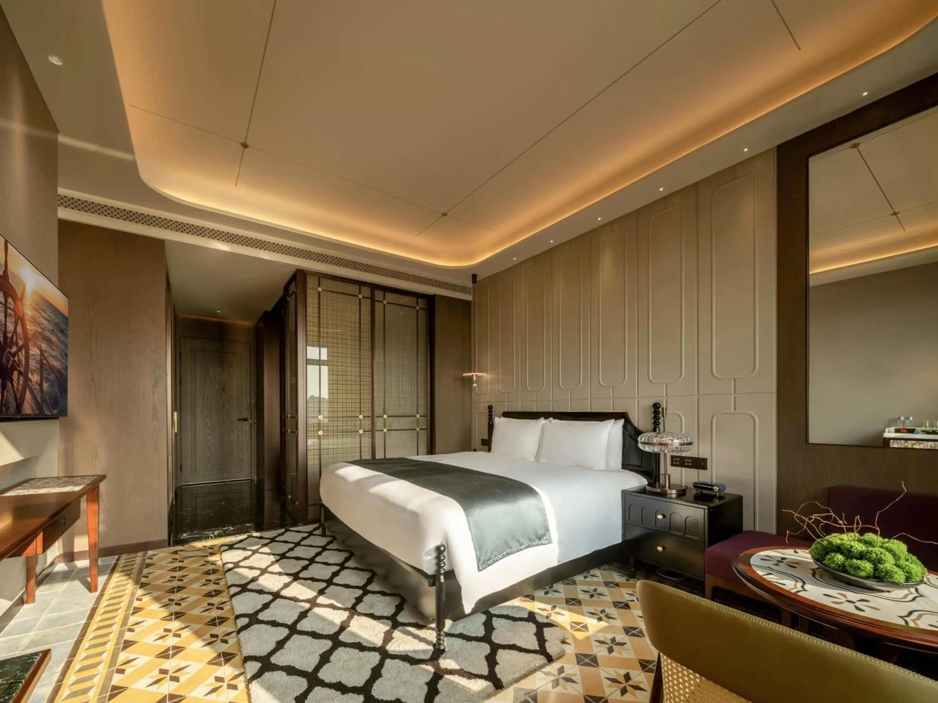 King Room with Sea View in Xiamen Lujiang Harbourview Hotel King Room with Sea View in Xiamen Lujiang Harbourview Hotel