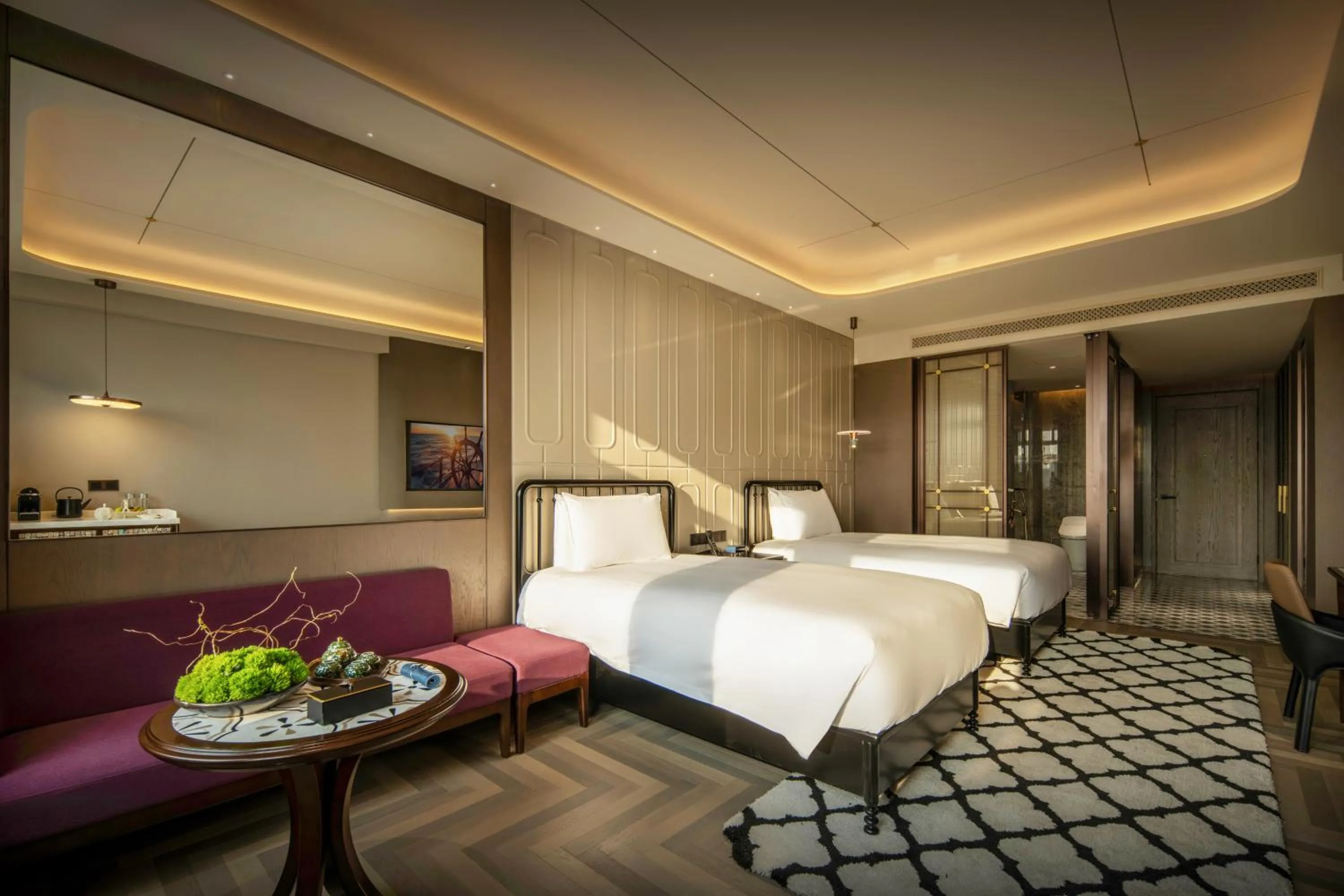 Bed in Xiamen Lujiang Harbourview Hotel