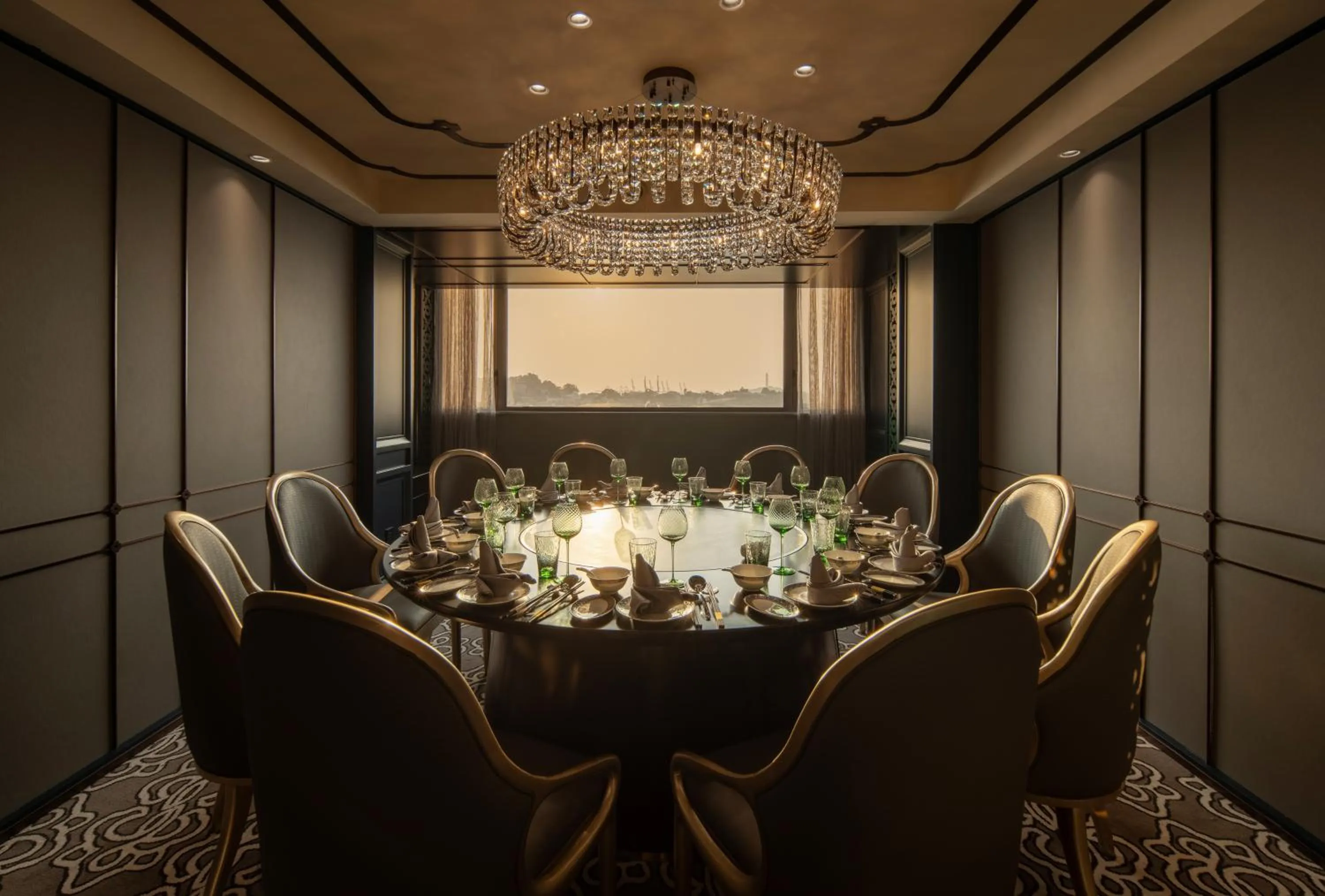 Xiamen Lujiang Harbourview Hotel