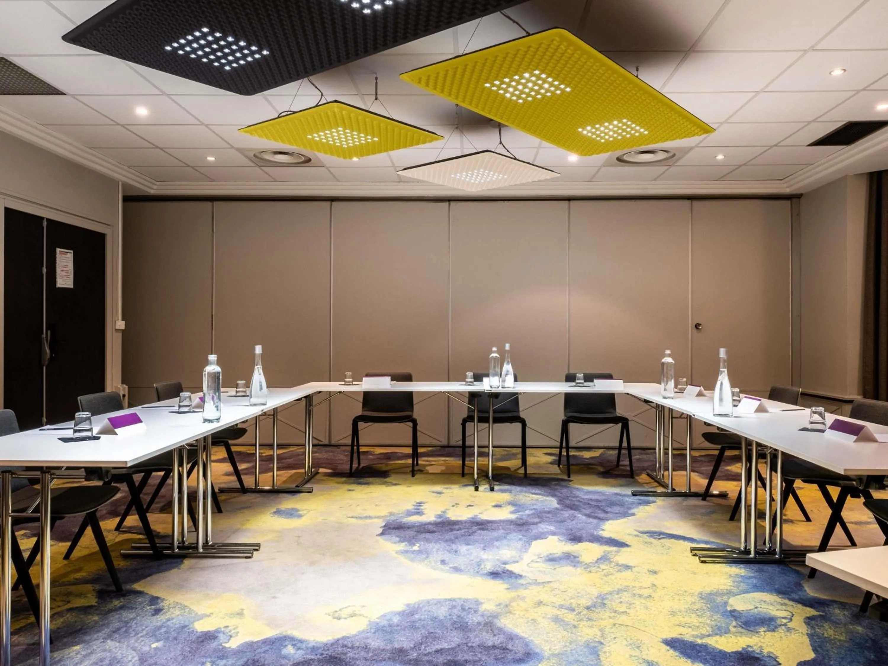 Meeting/conference room in Mercure Grenoble Meylan