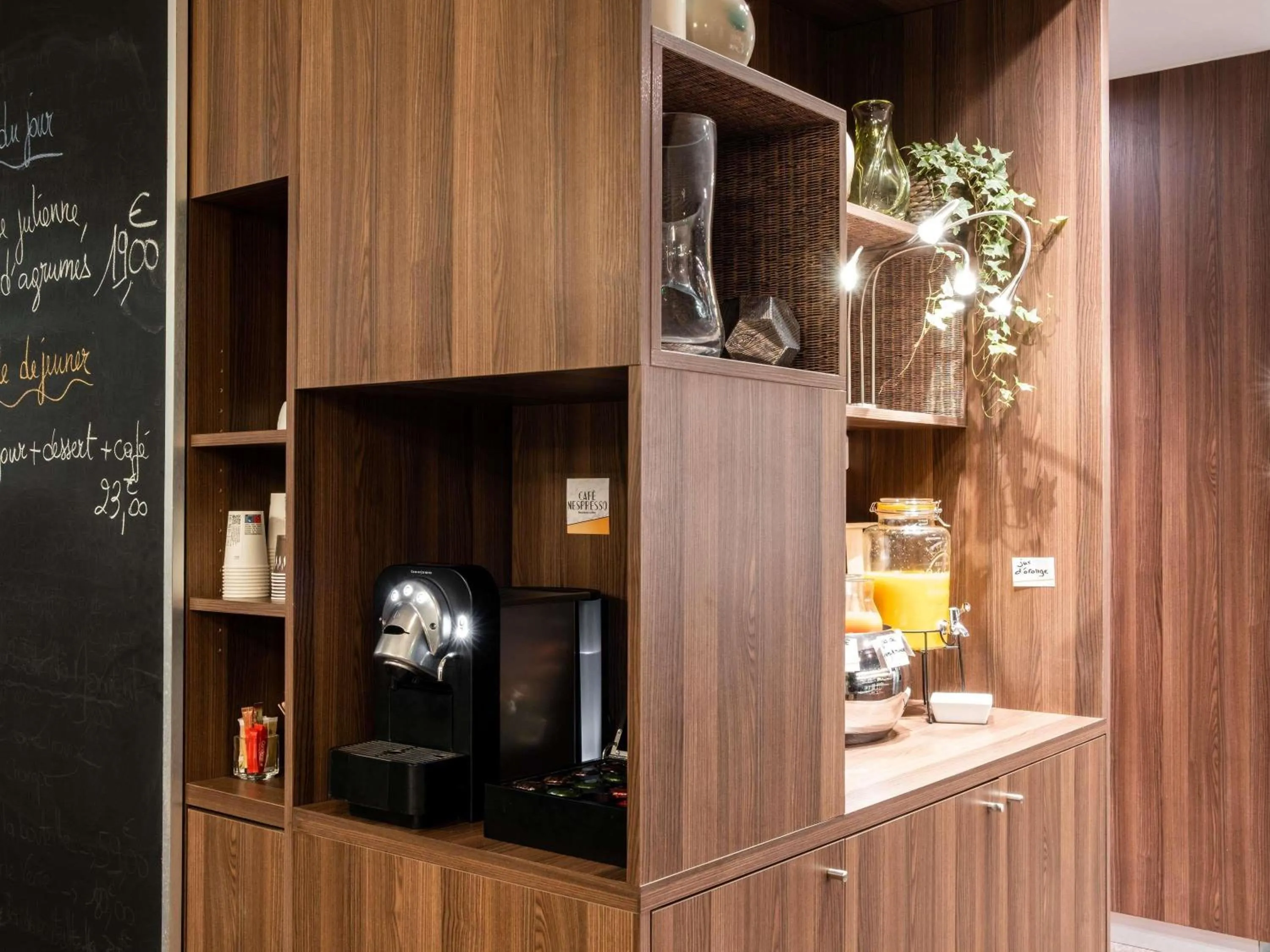 Breakfast in Mercure Grenoble Meylan