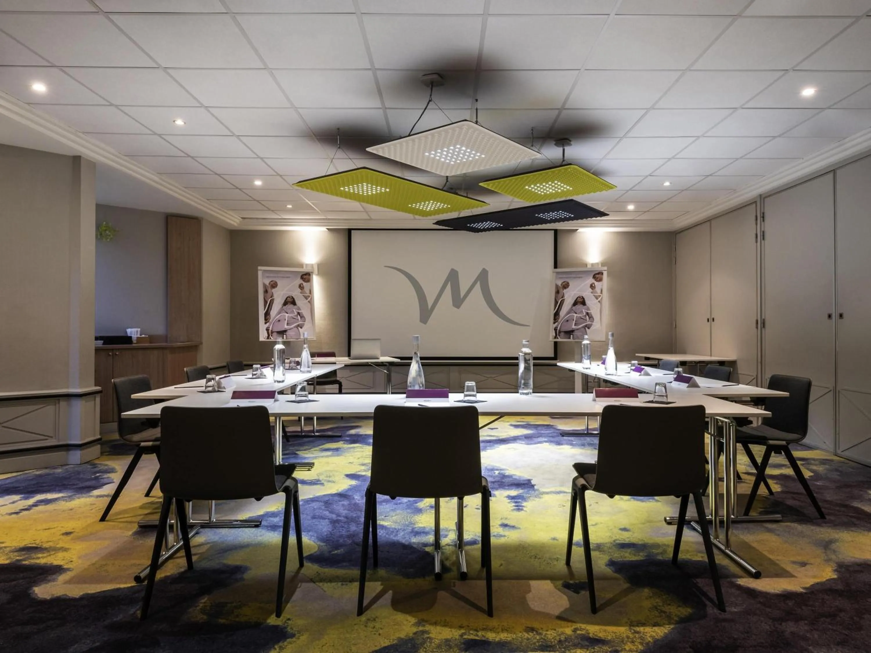 Meeting/conference room in Mercure Grenoble Meylan