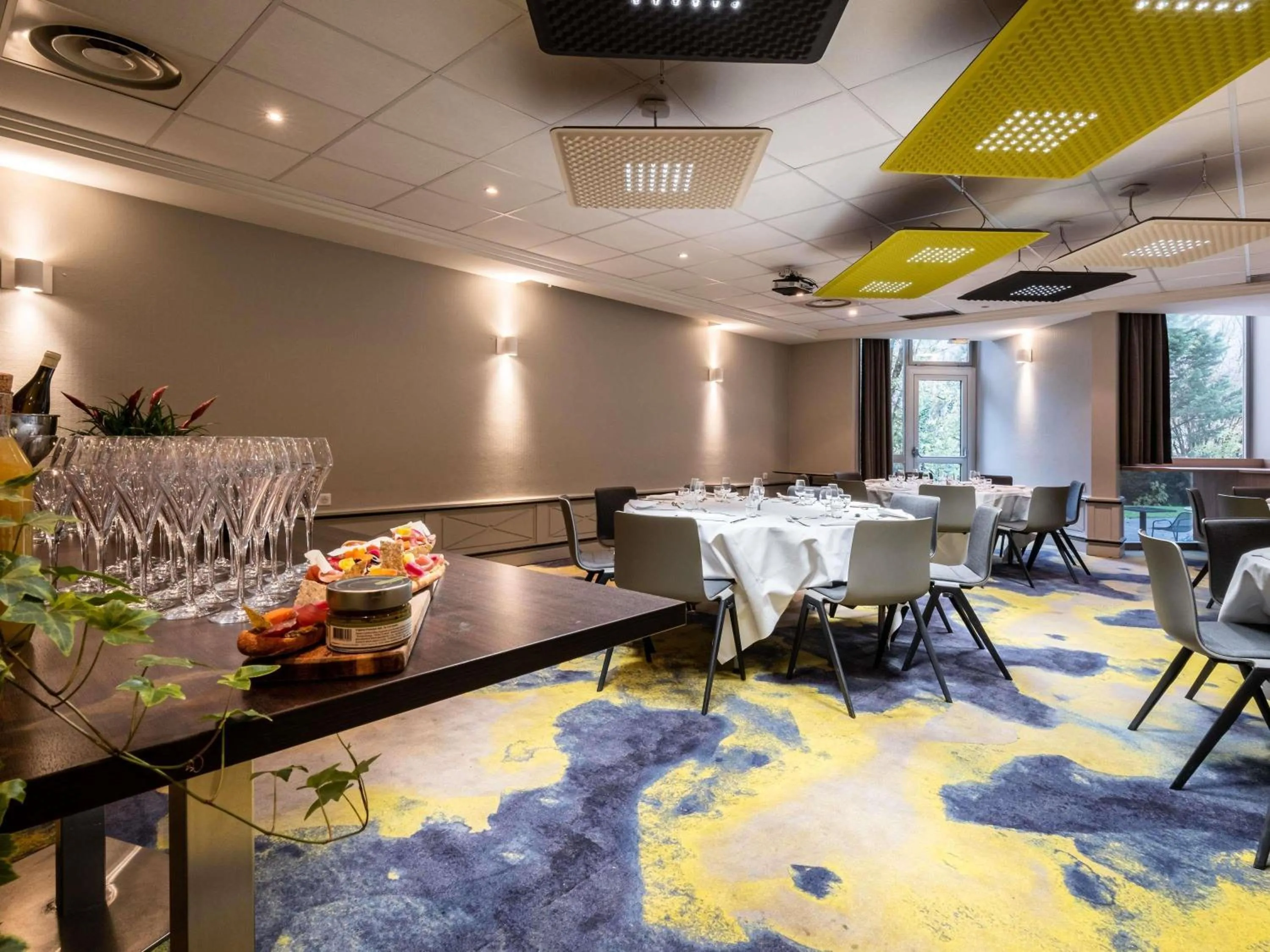 Meeting/conference room in Mercure Grenoble Meylan