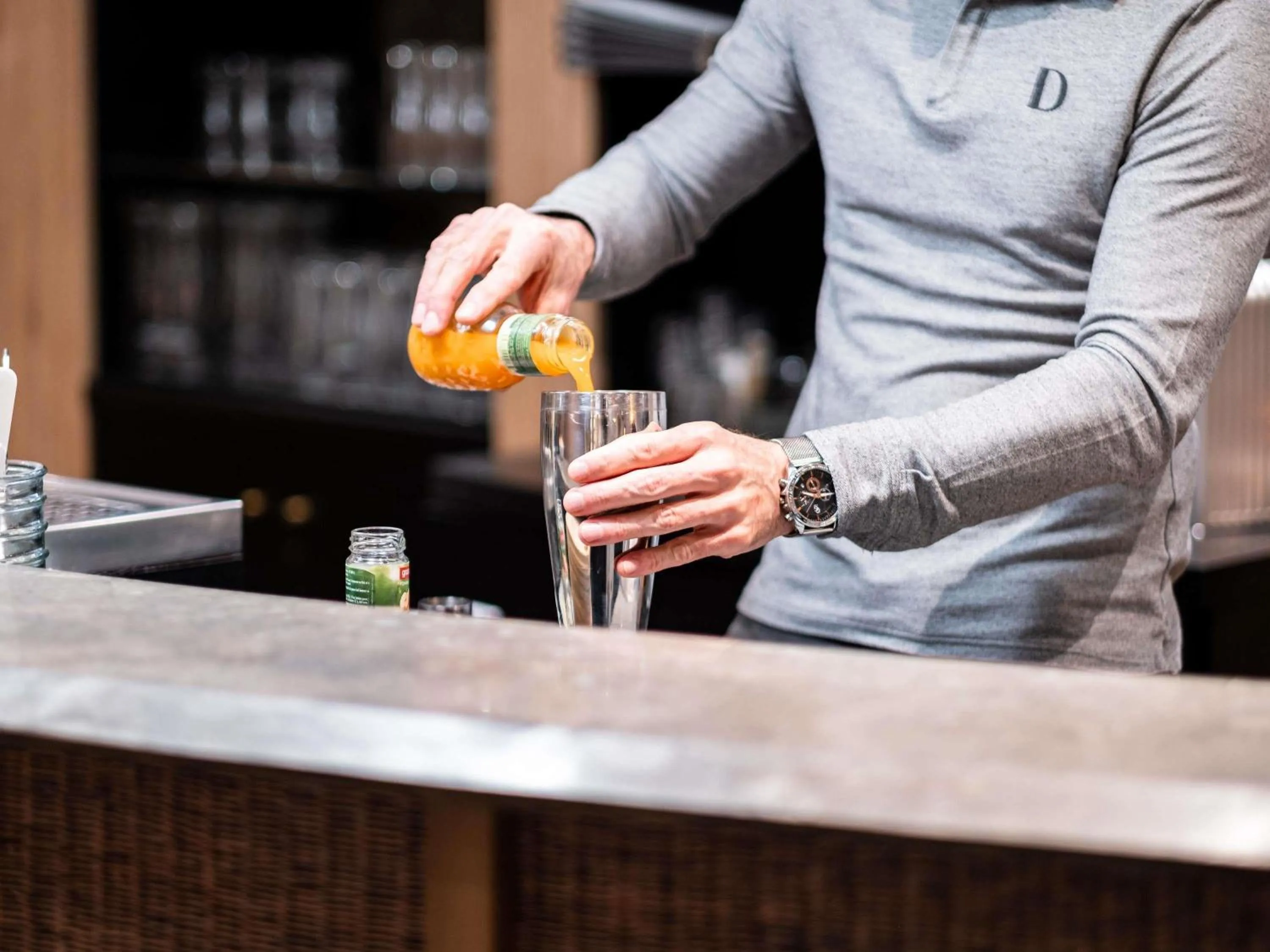 Lounge or bar in Mercure Grenoble Meylan