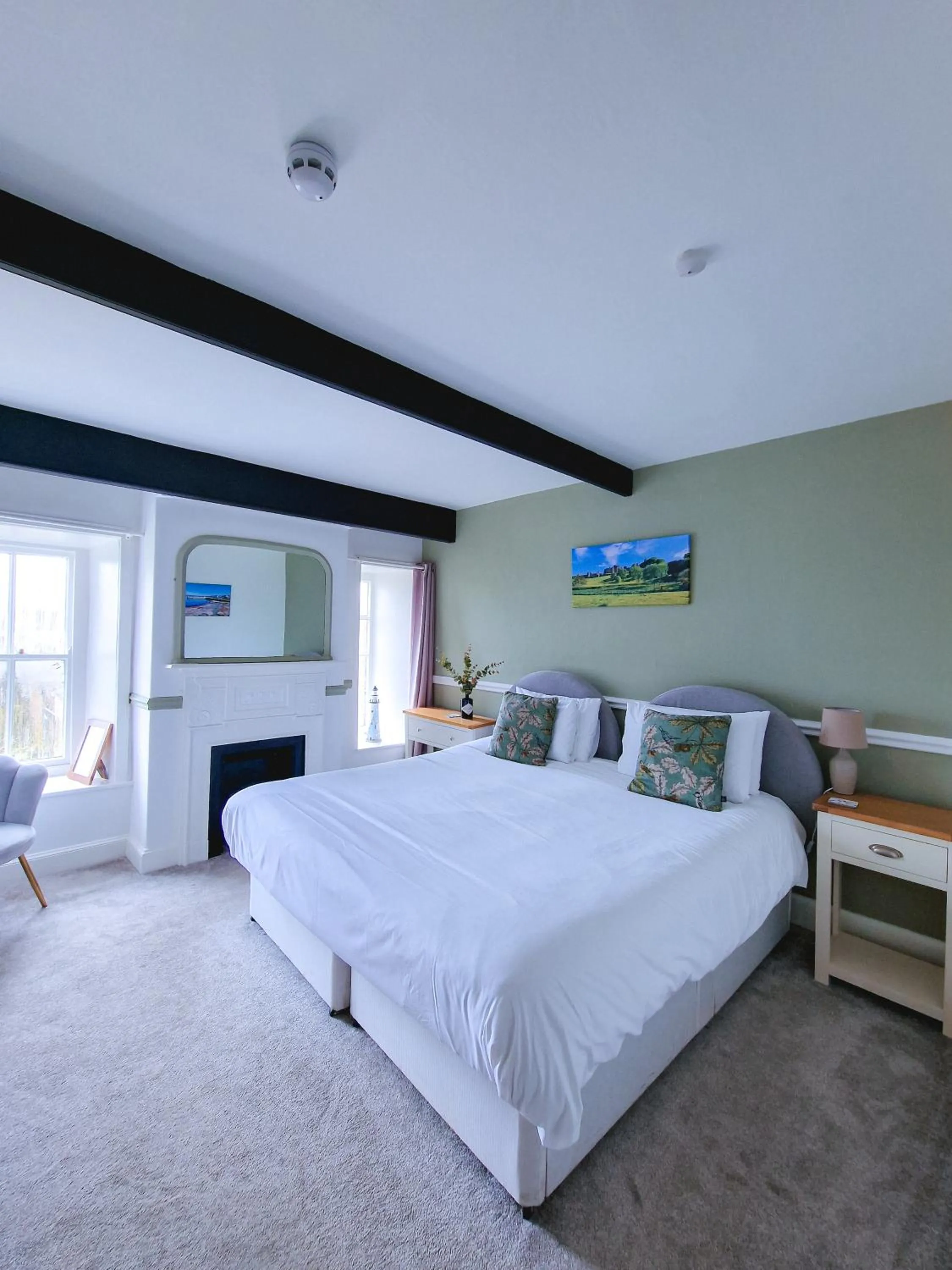 Double Room with Private Bathroom - single occupancy in Red Lion Inn