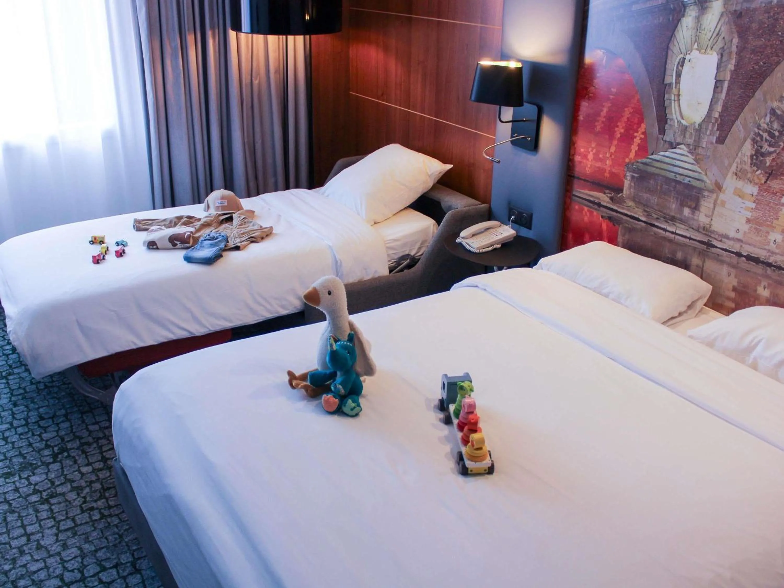 Bedroom, Bed in Hotel Mercure Toulouse Centre Compans