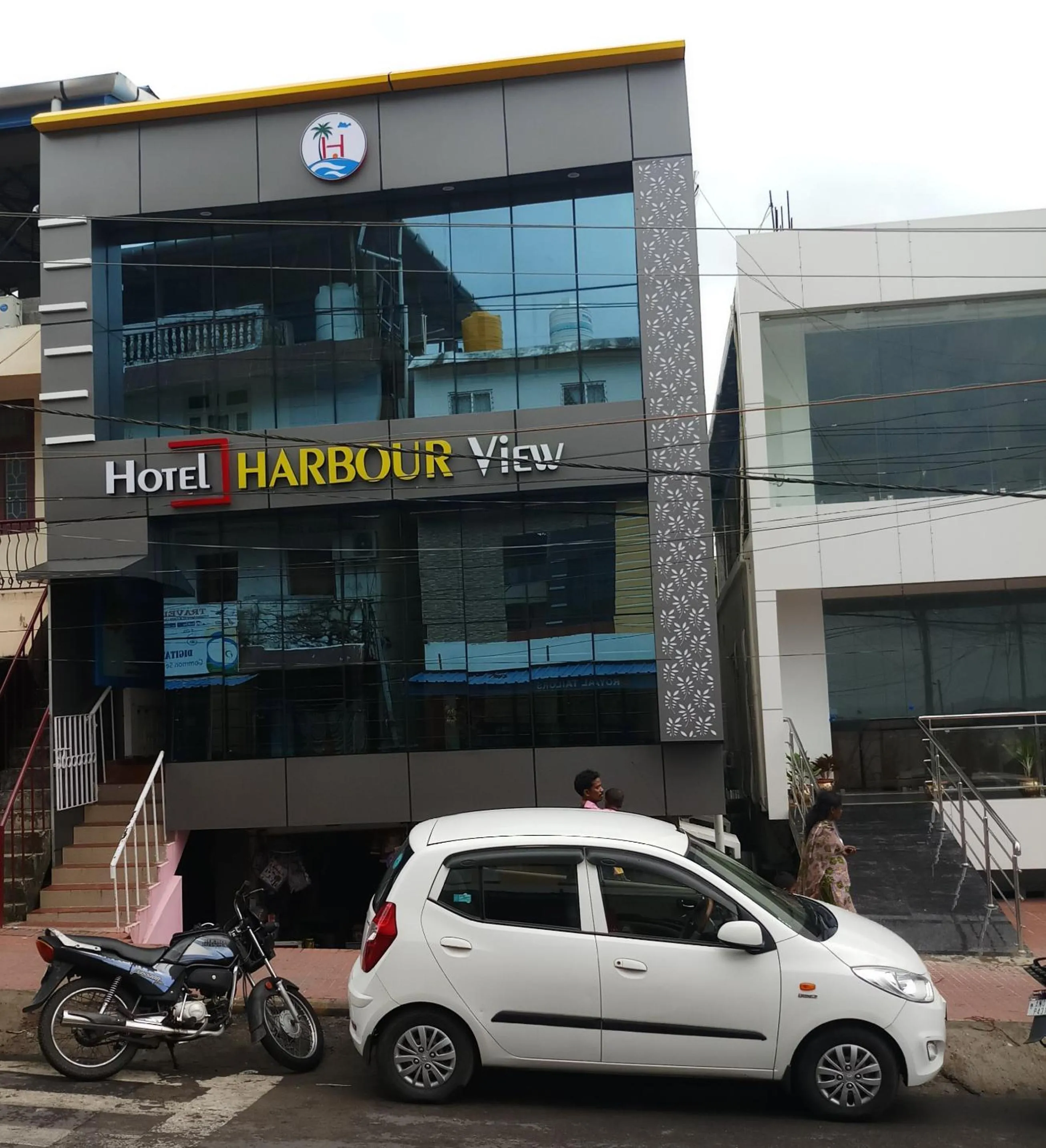 Property building in HOTEL HARBOUR VIEW