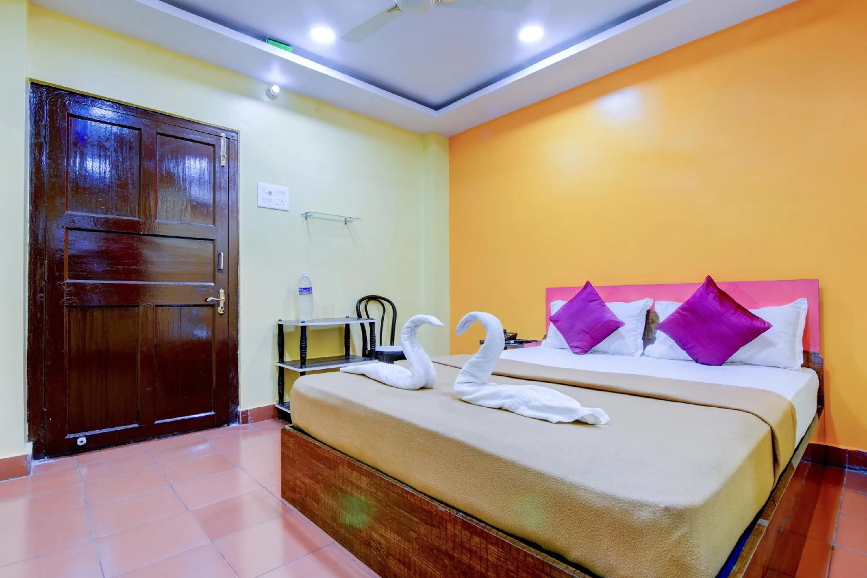 Bedroom, Bed in HOTEL HARBOUR VIEW