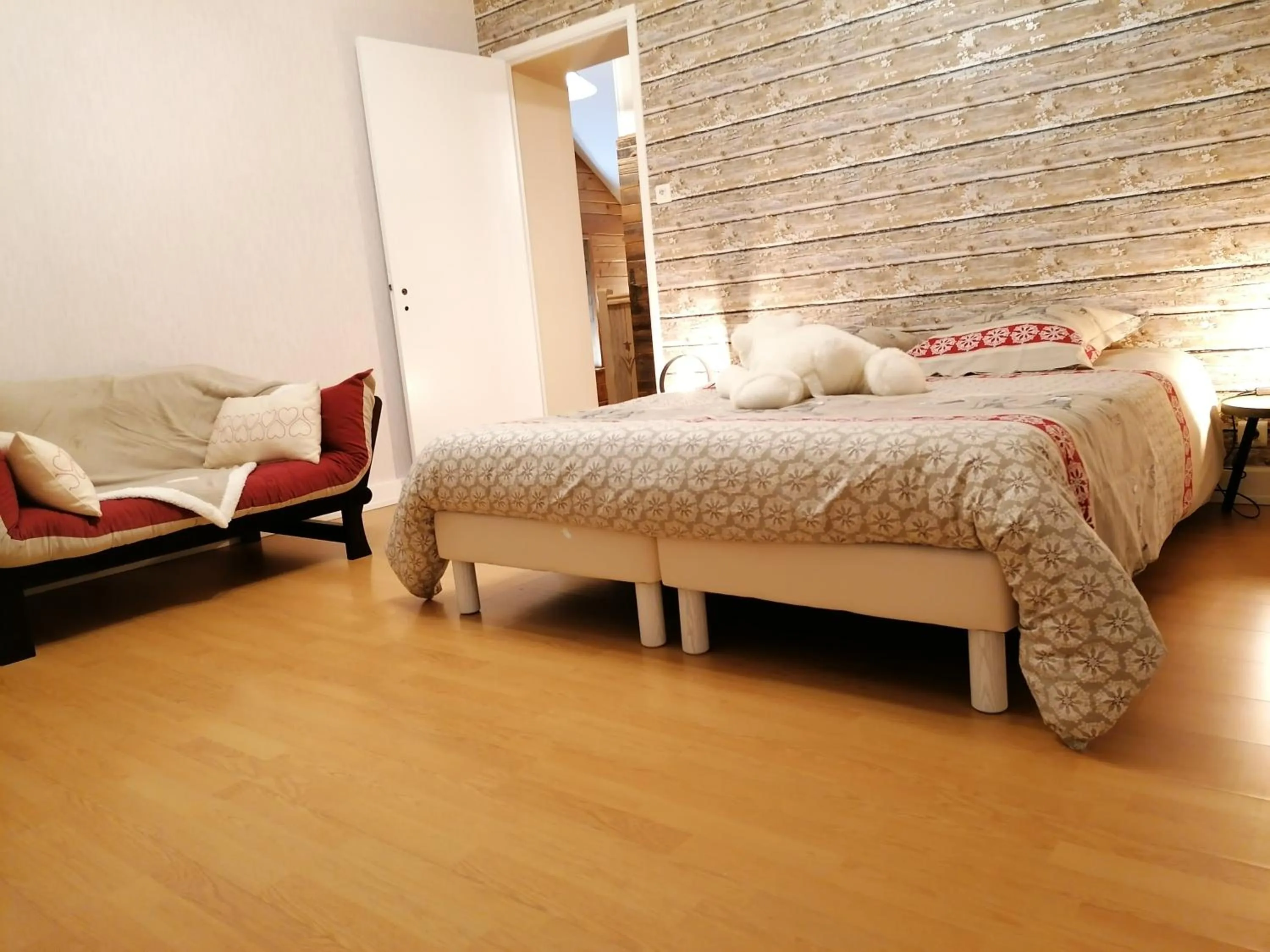 Bed in Chez MARLYSE-chambres et Table d'hôtes