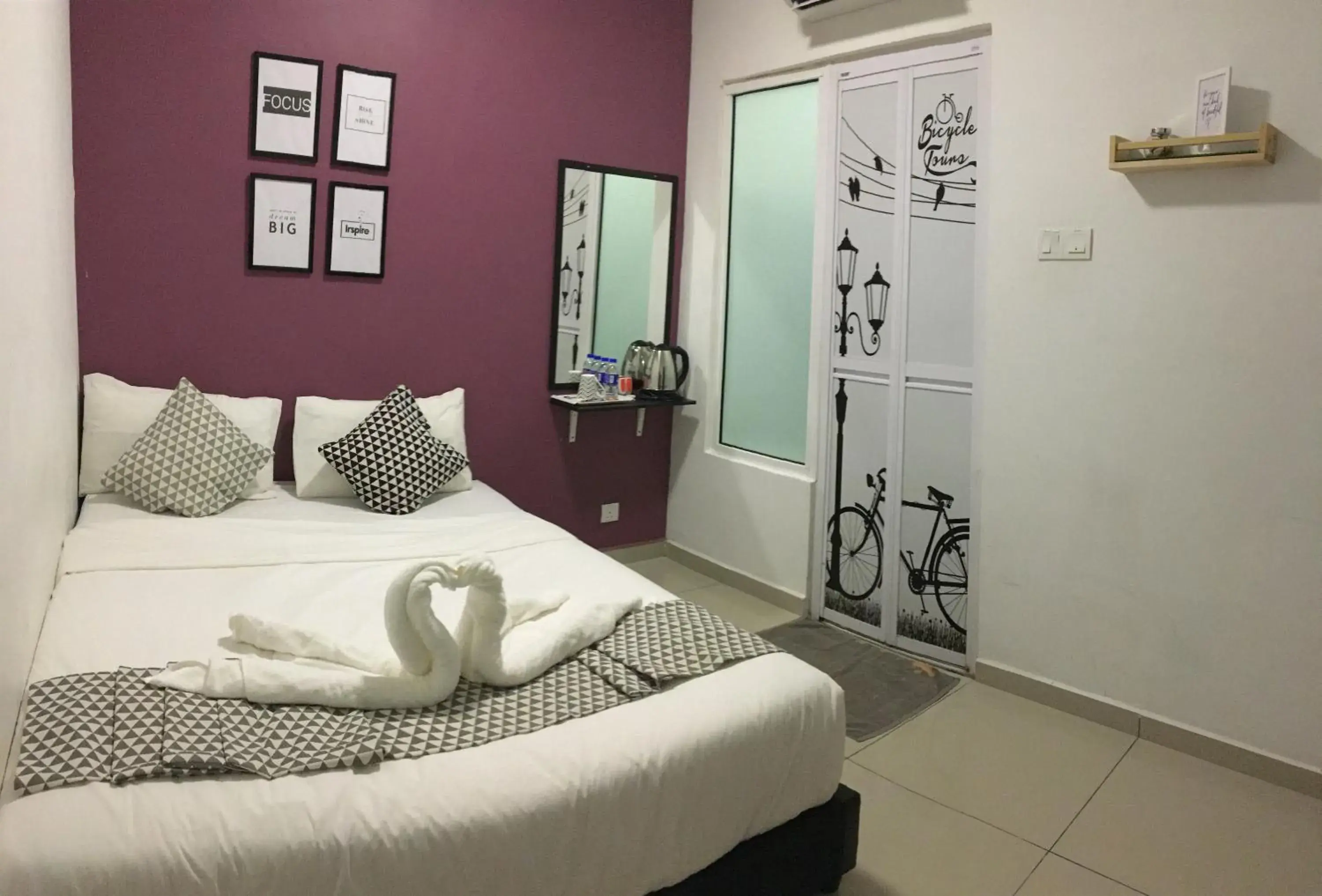 Standard Queen Room in Pengkalan Dua Standard Queen Room in Pengkalan Dua