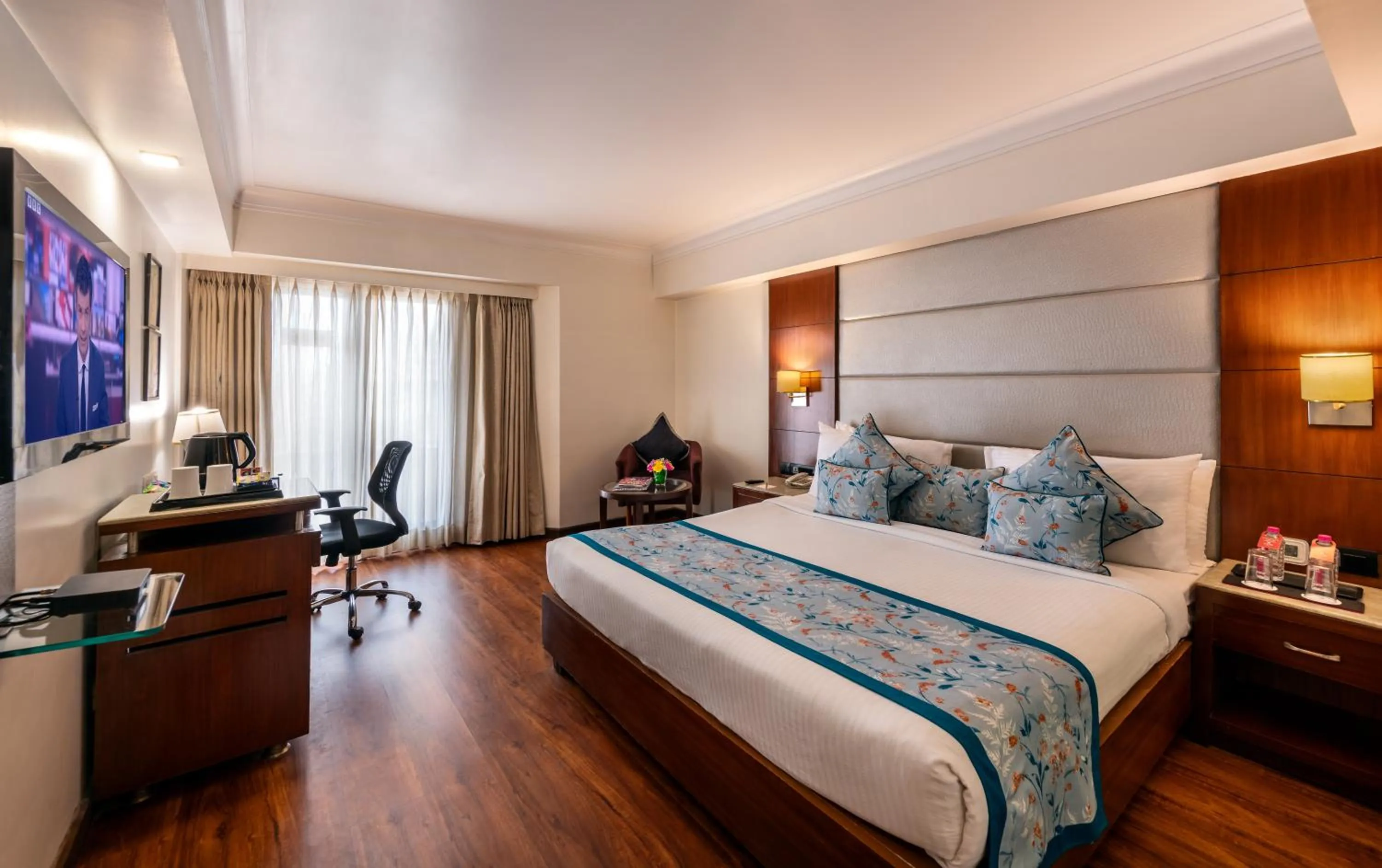 Bed in Lords Plaza Jaipur