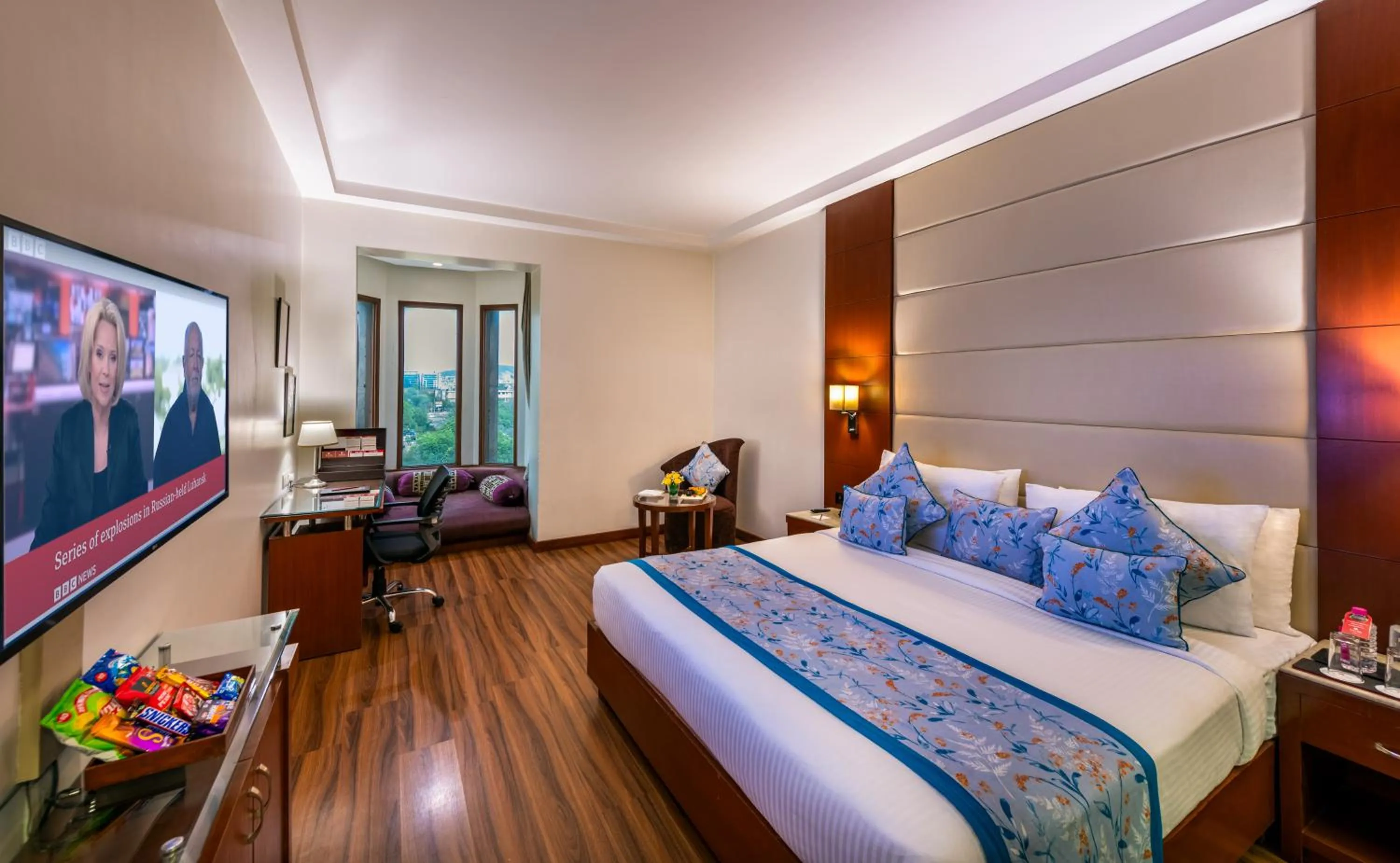 Bed in Lords Plaza Jaipur