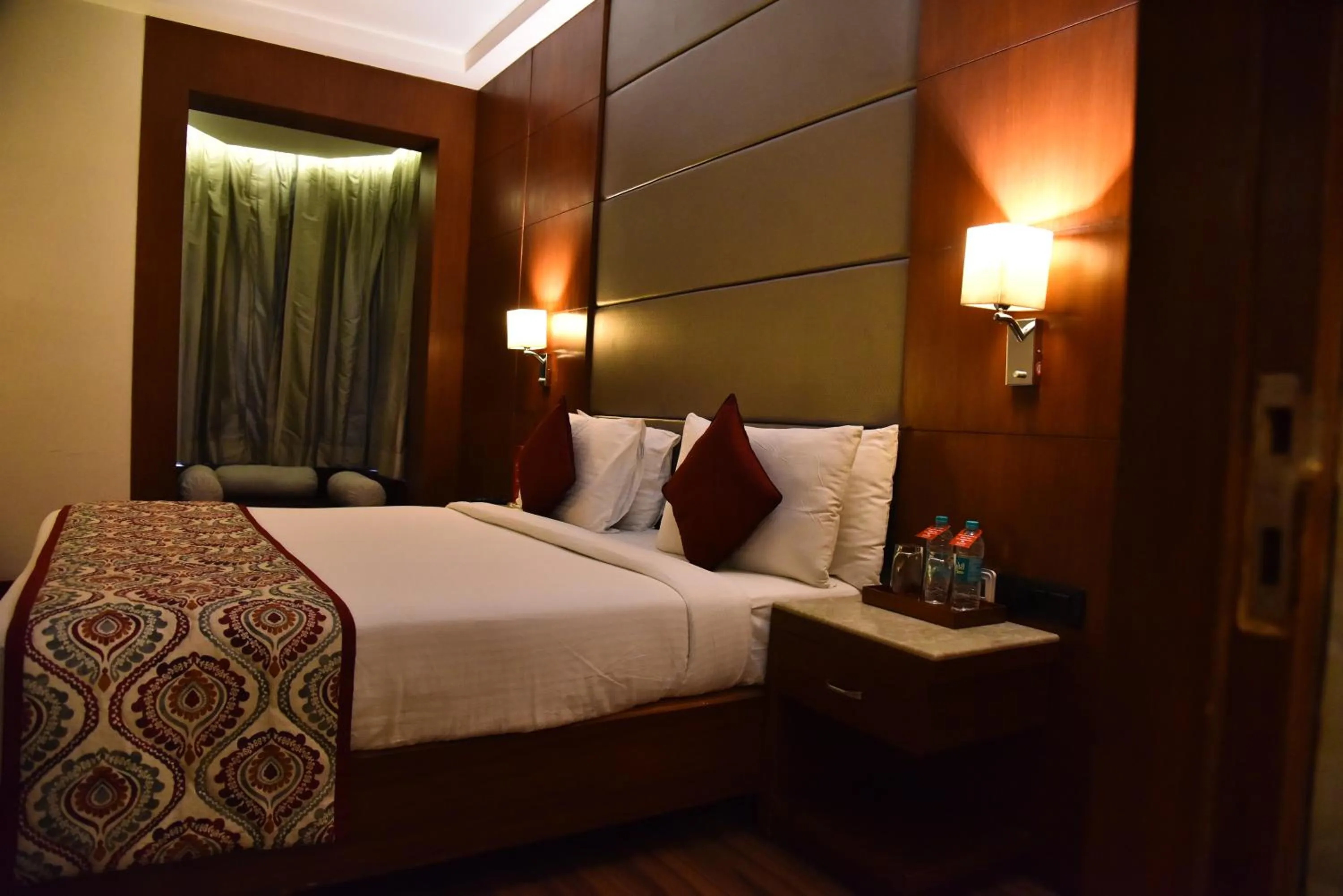 Bedroom, Bed in Lords Plaza Jaipur
